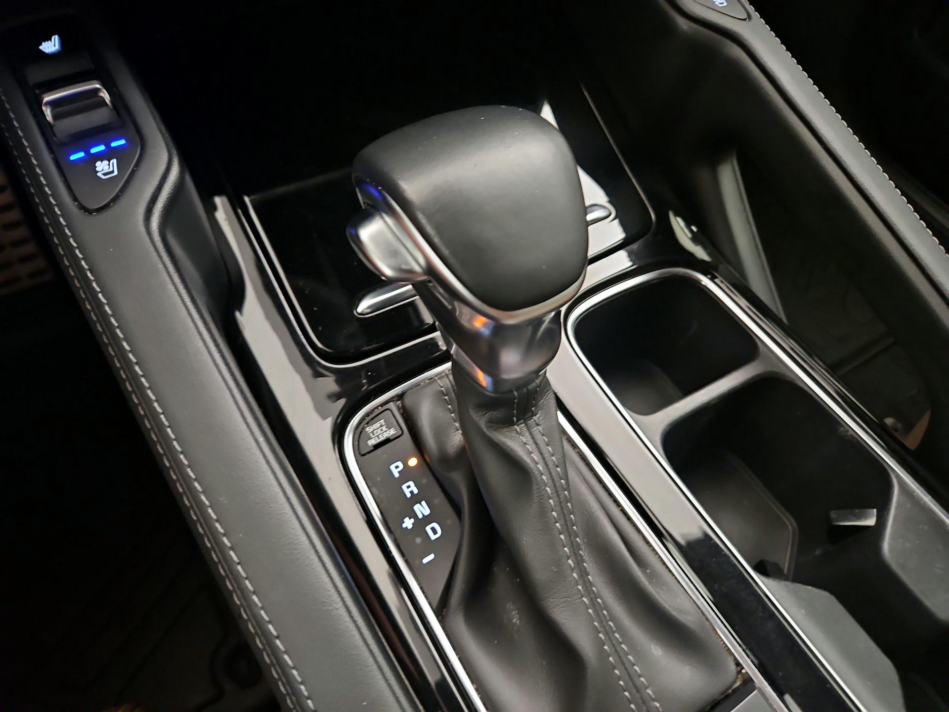Thumbnail: 2022 Kia Telluride - 17