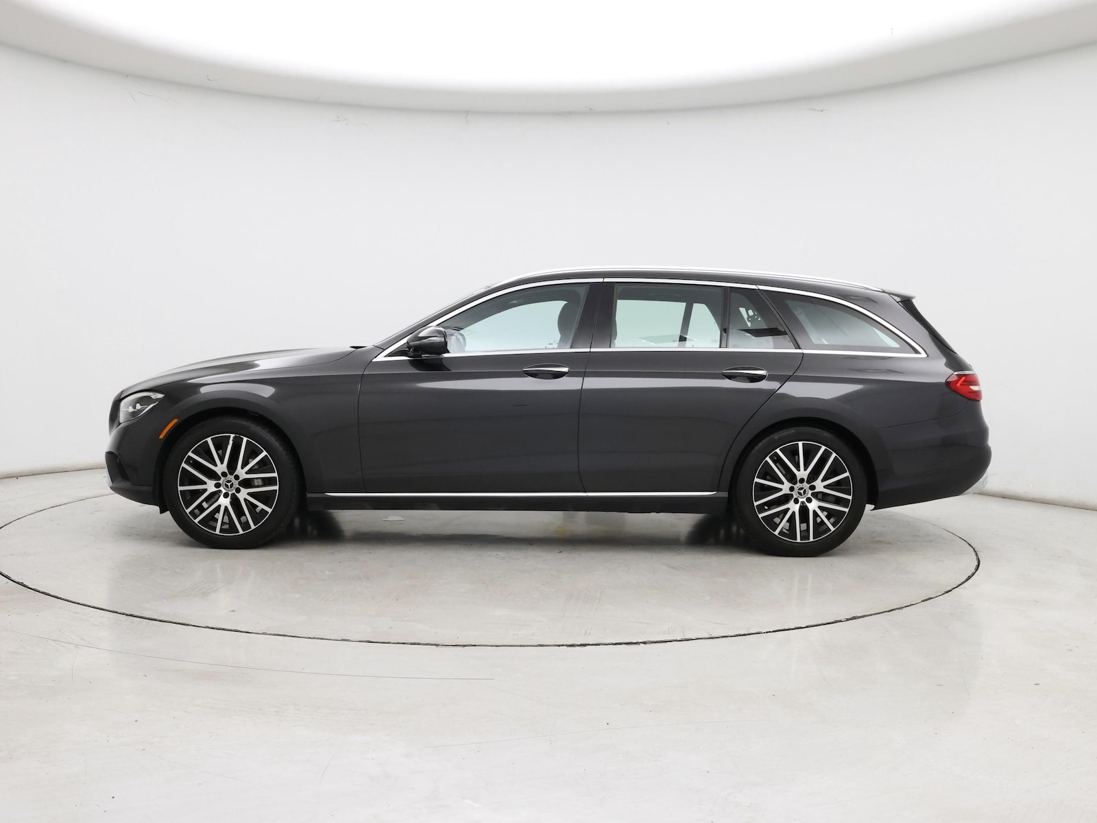 2023 Mercedes-Benz E-Class E450 All-Terrain - Photo 4