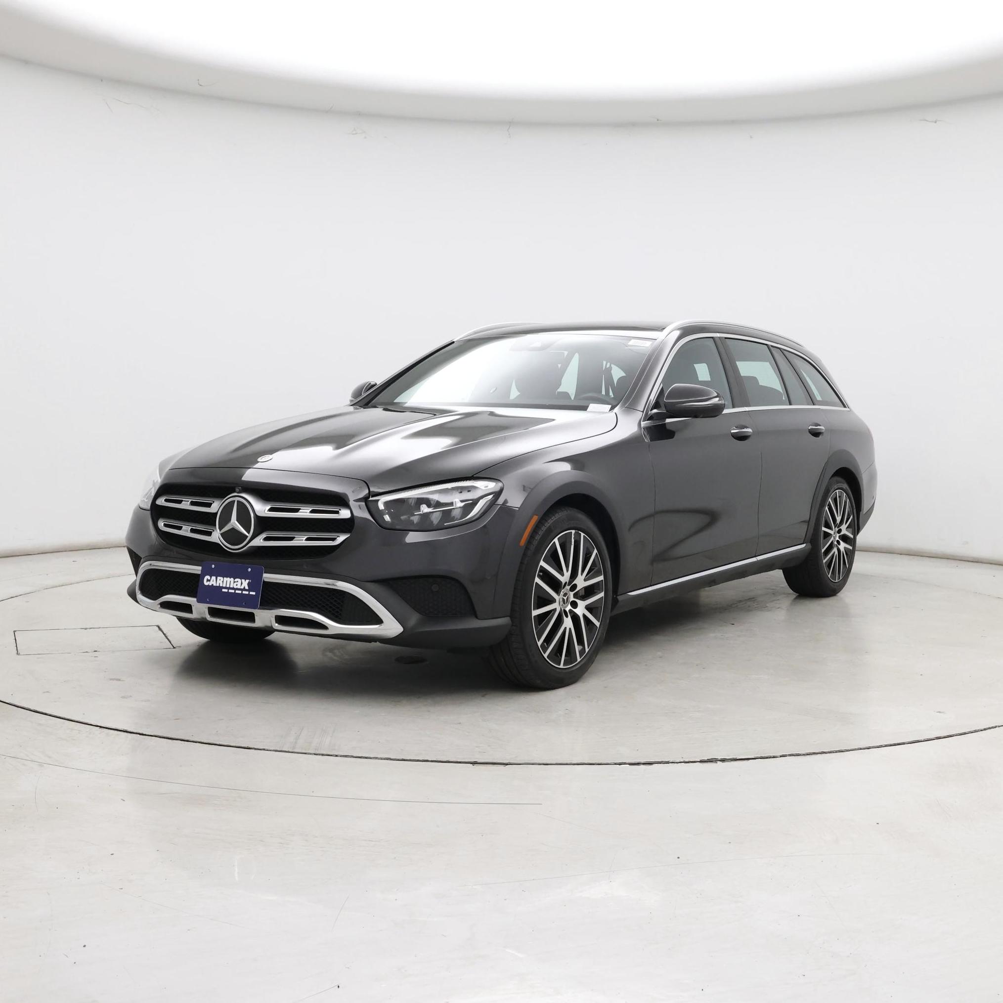 Thumbnail: 2023 Mercedes-Benz E-Class - 4