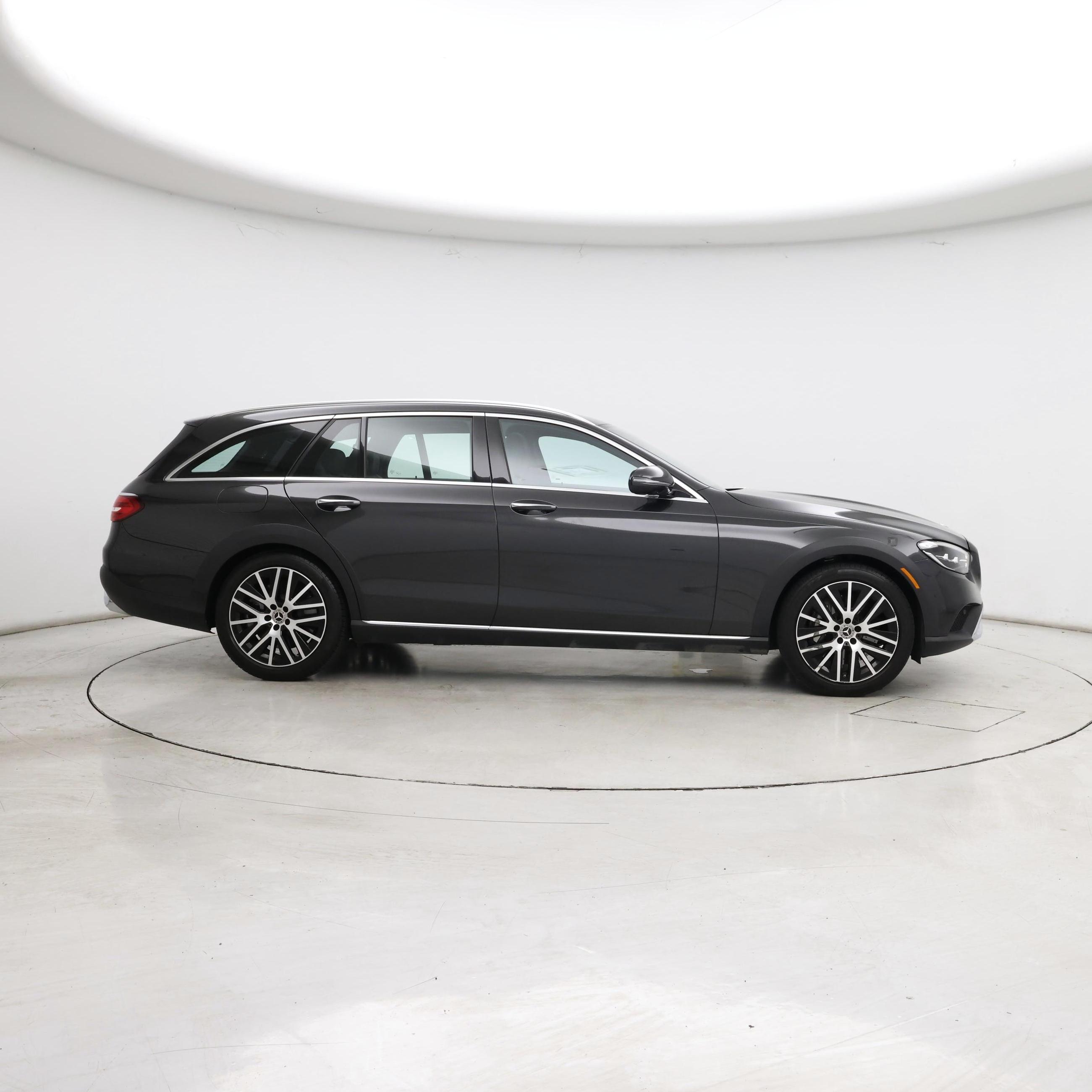 Thumbnail: 2023 Mercedes-Benz E-Class - 7