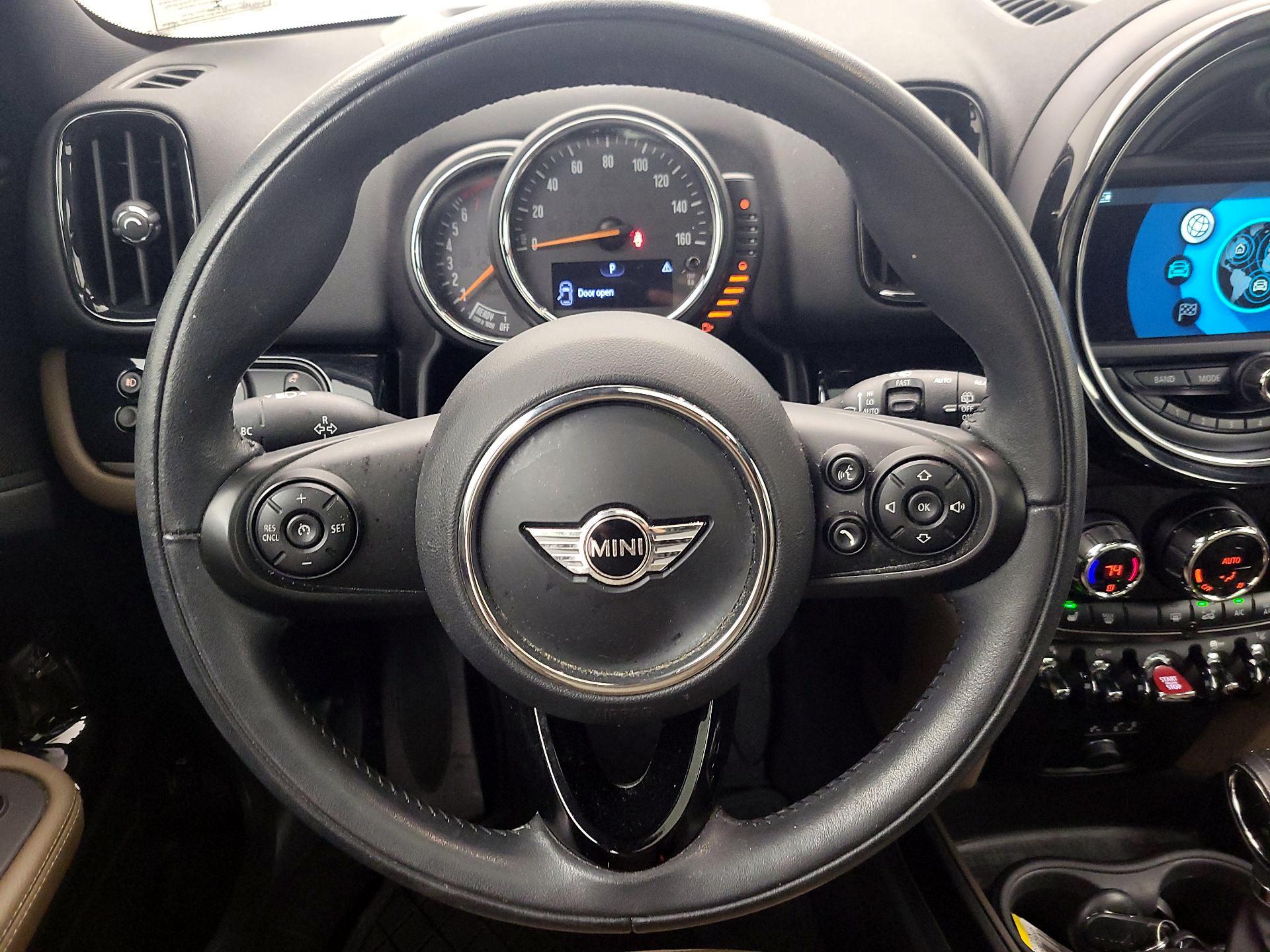 Thumbnail: 2017 MINI Cooper Countryman - 10