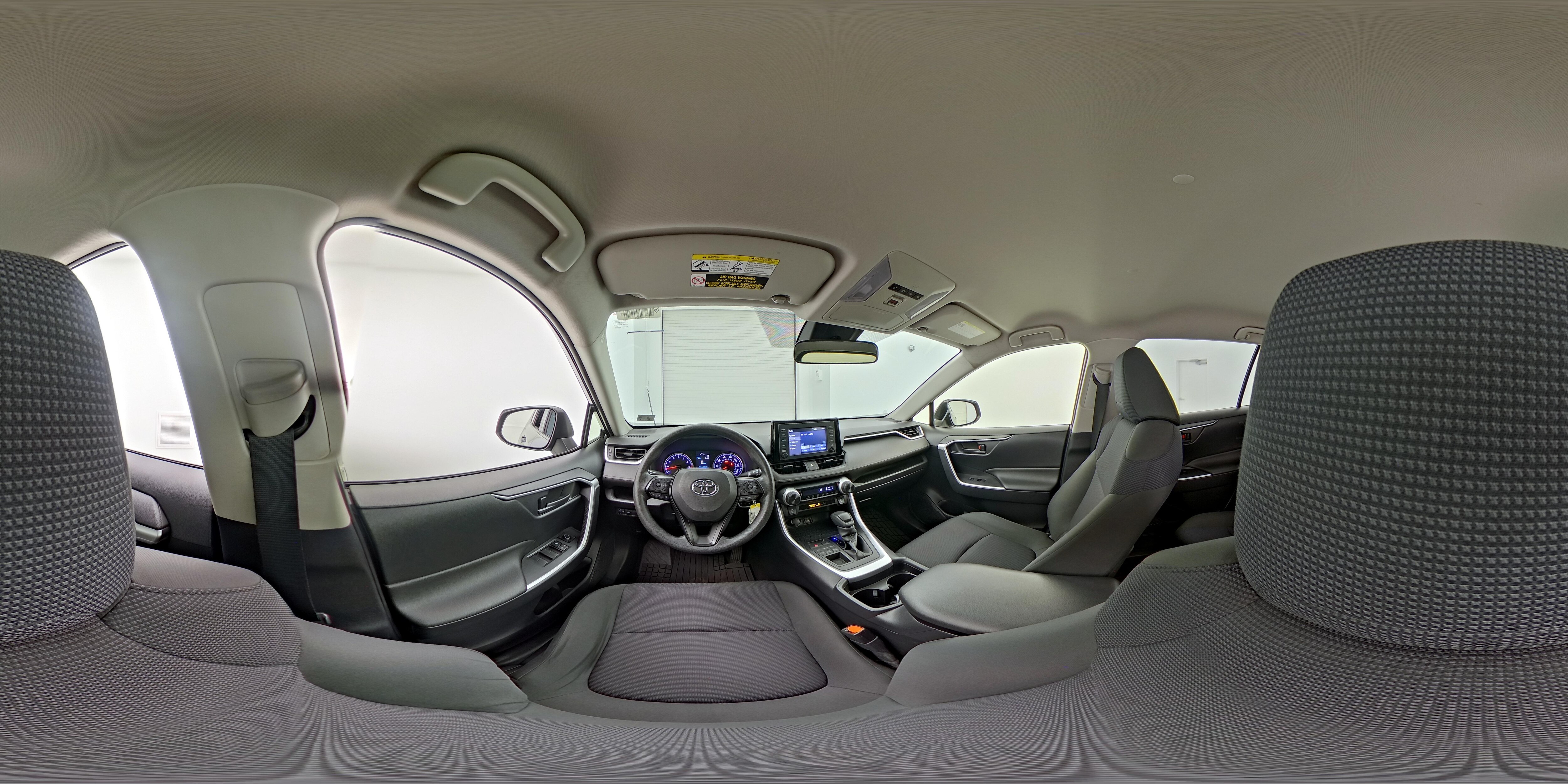 2019 Toyota RAV4 LE - Photo 26