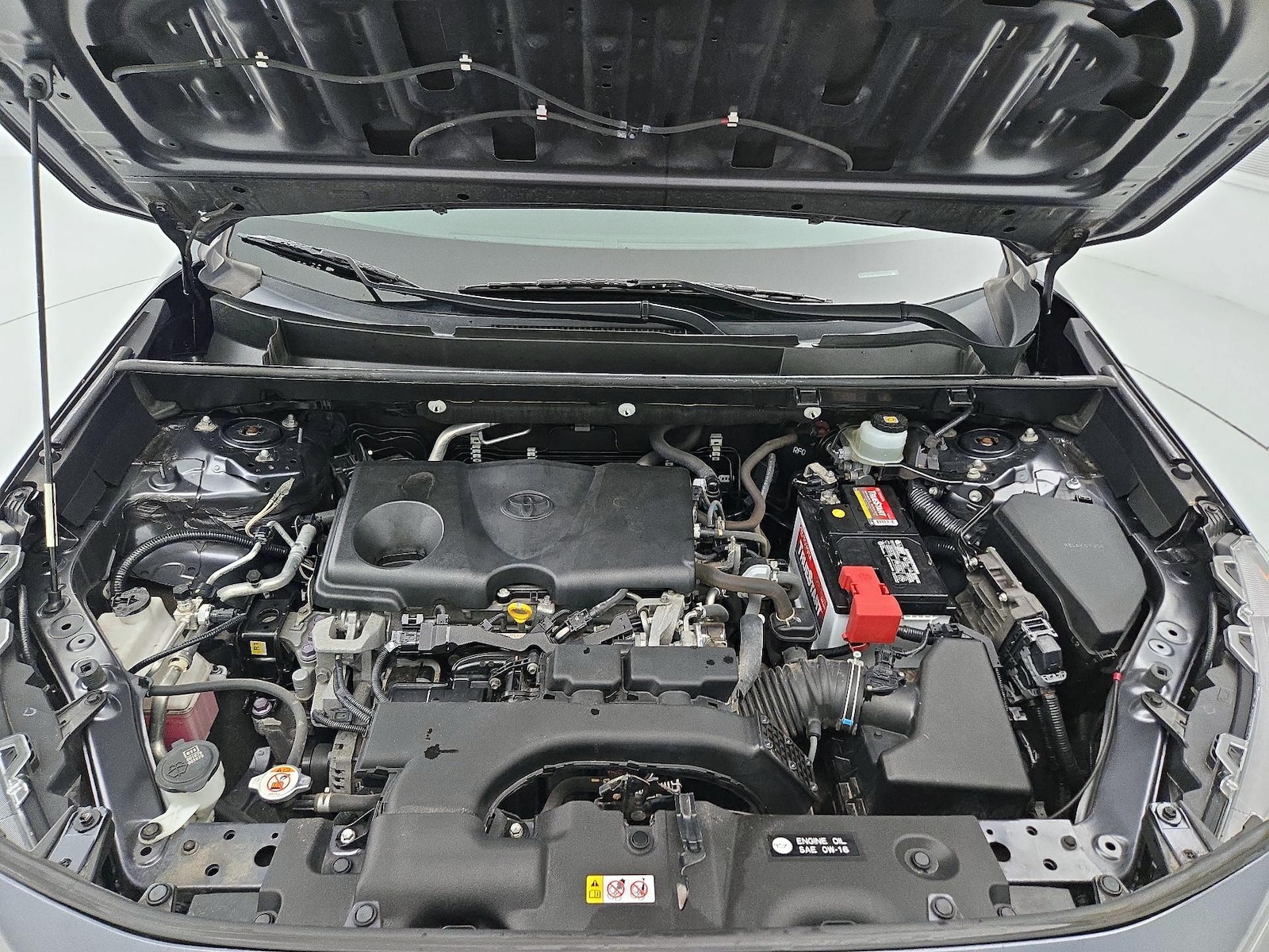 2019 Toyota RAV4 LE - Photo 22