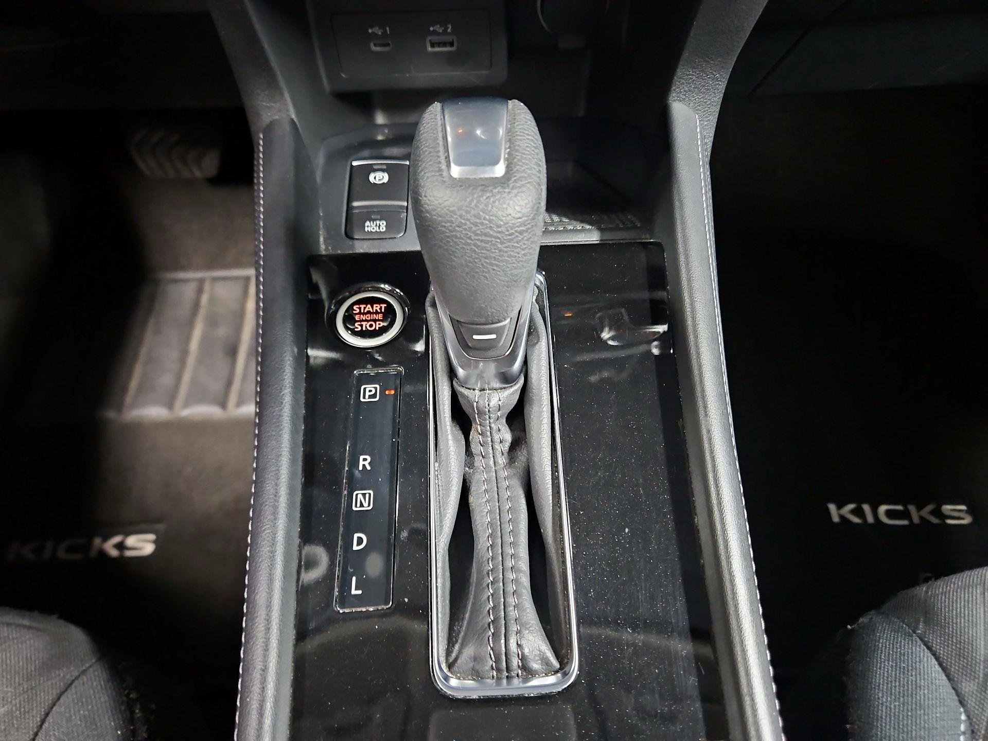 Thumbnail: 2024 Nissan Kicks - 17