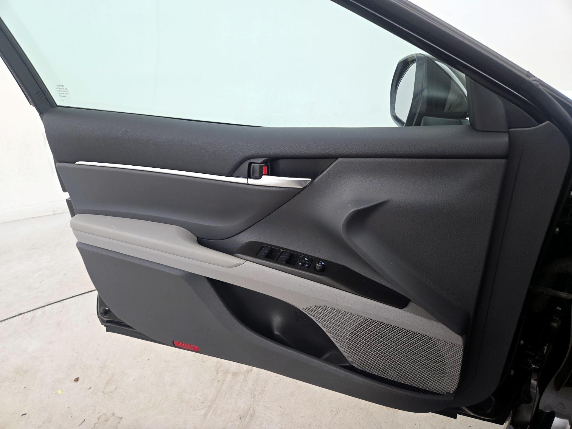Thumbnail: 2024 Toyota Camry - 12