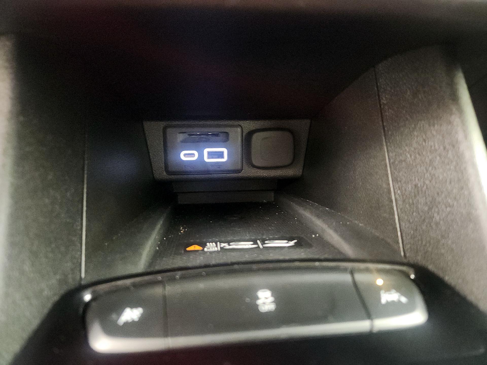 Thumbnail: 2023 Chevrolet Bolt EV - 18