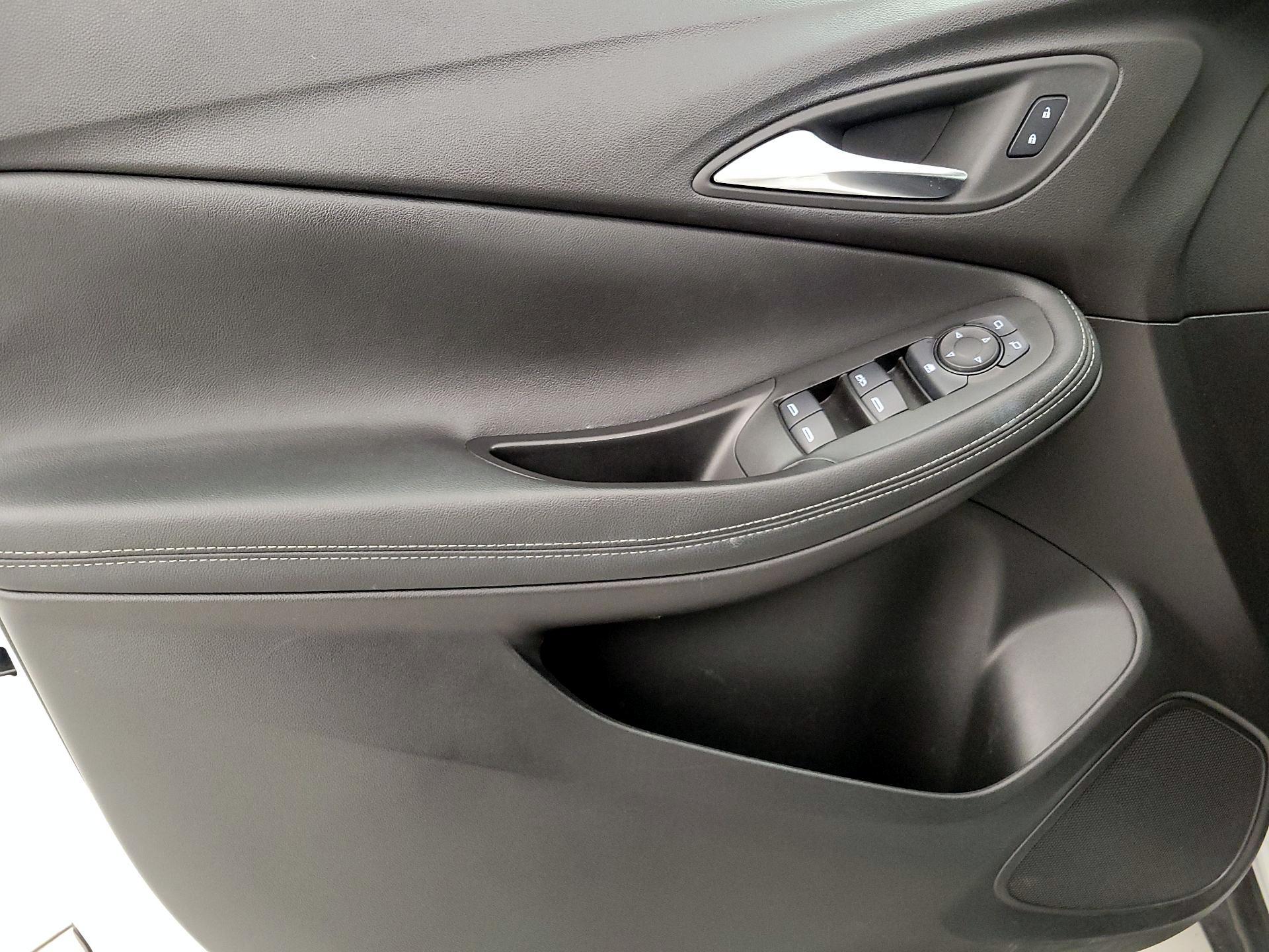 Thumbnail: 2022 Buick Encore GX - 12