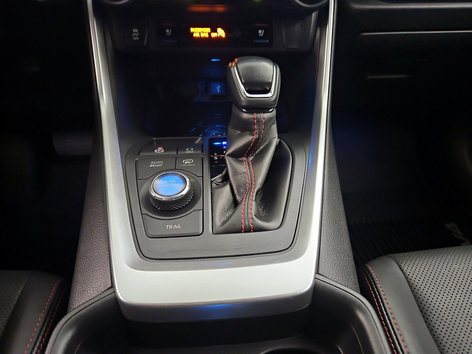 2021 Toyota RAV4 XSE - Photo 19