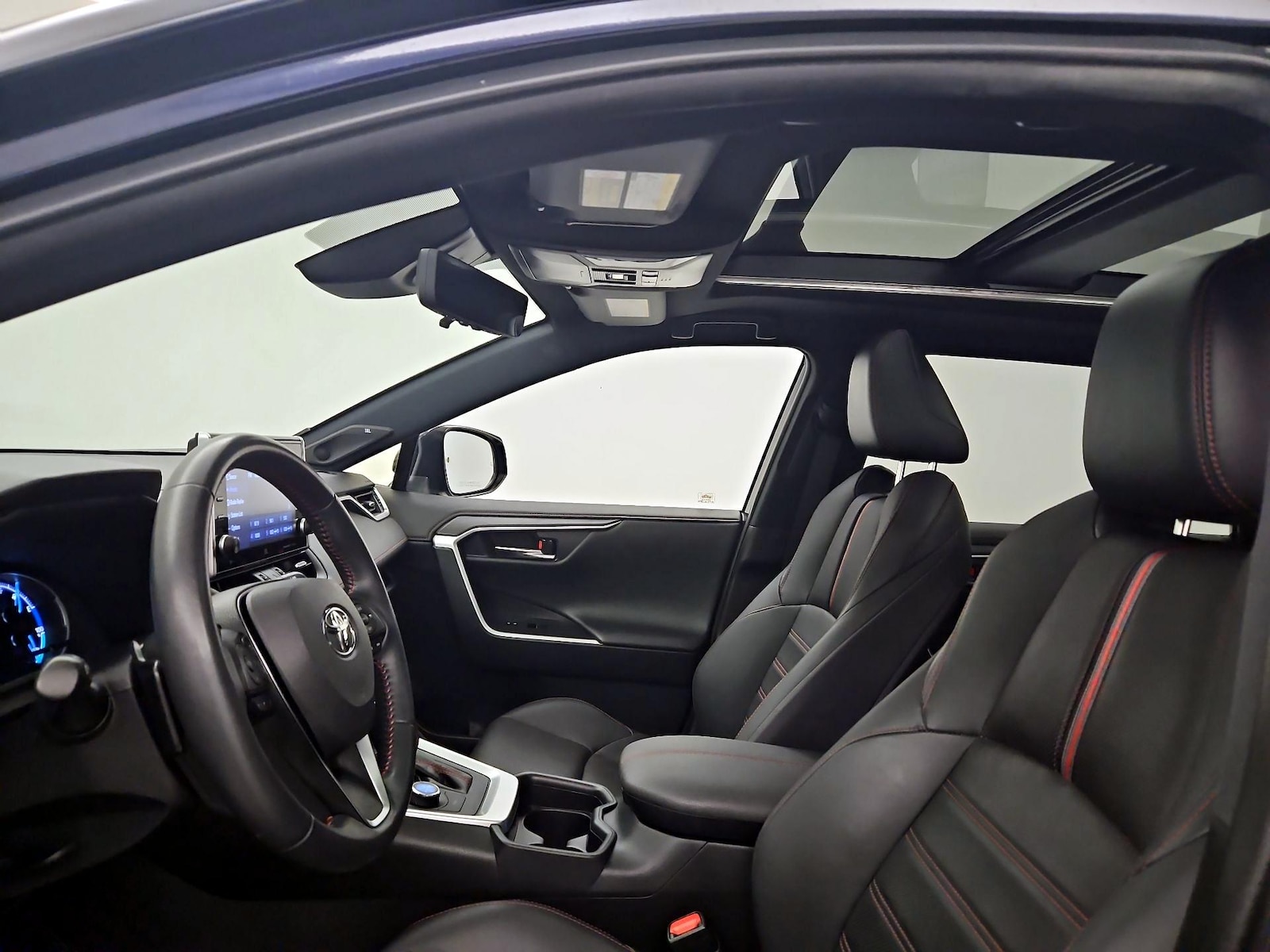 2021 Toyota RAV4 XSE - Photo 21