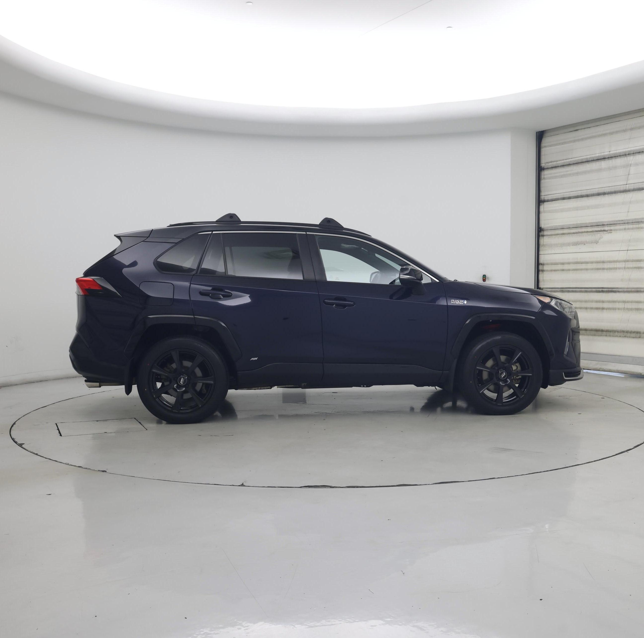 Thumbnail: 2021 Toyota RAV4 - 7