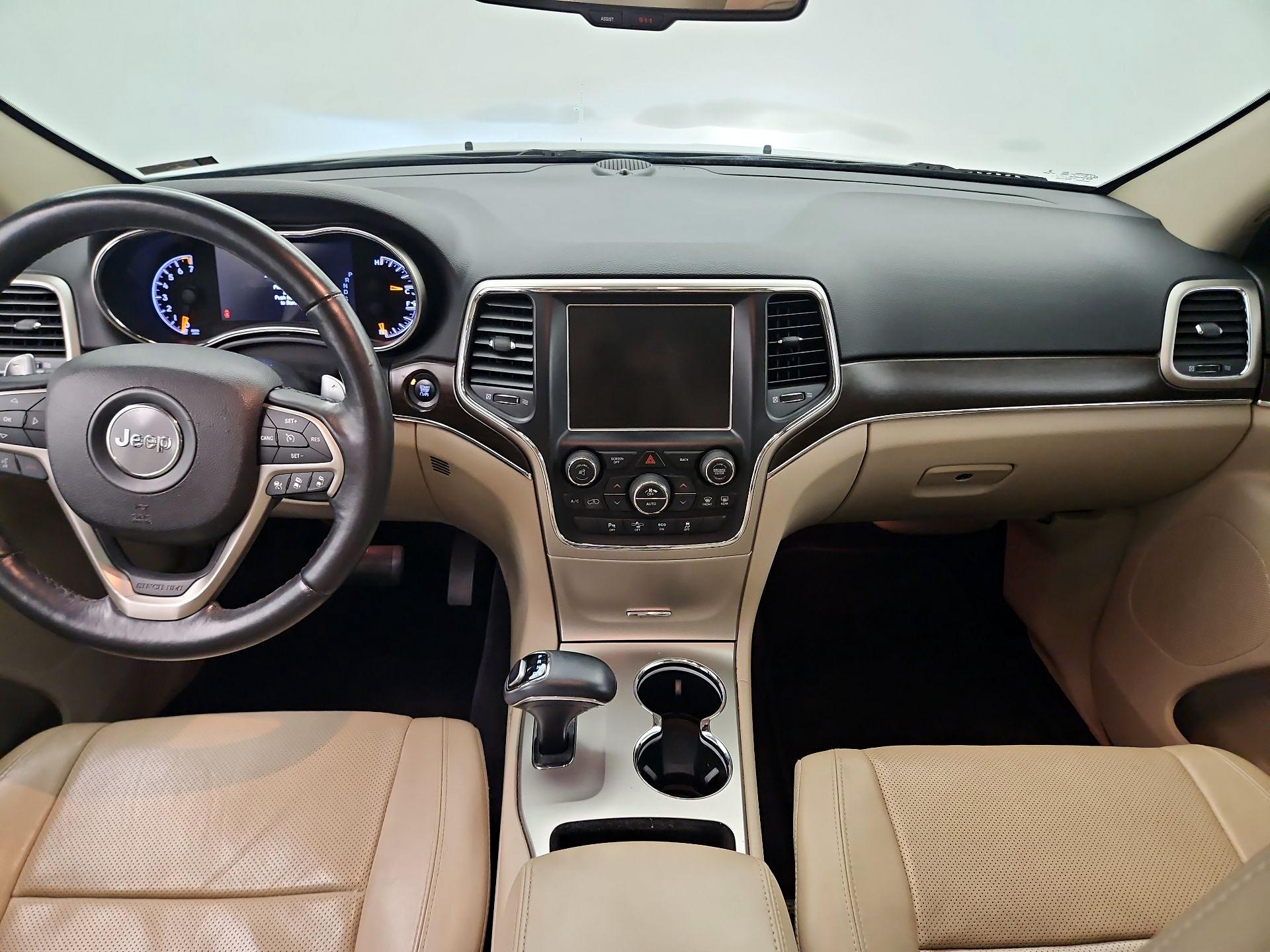 Thumbnail: 2015 Jeep Grand Cherokee - 9