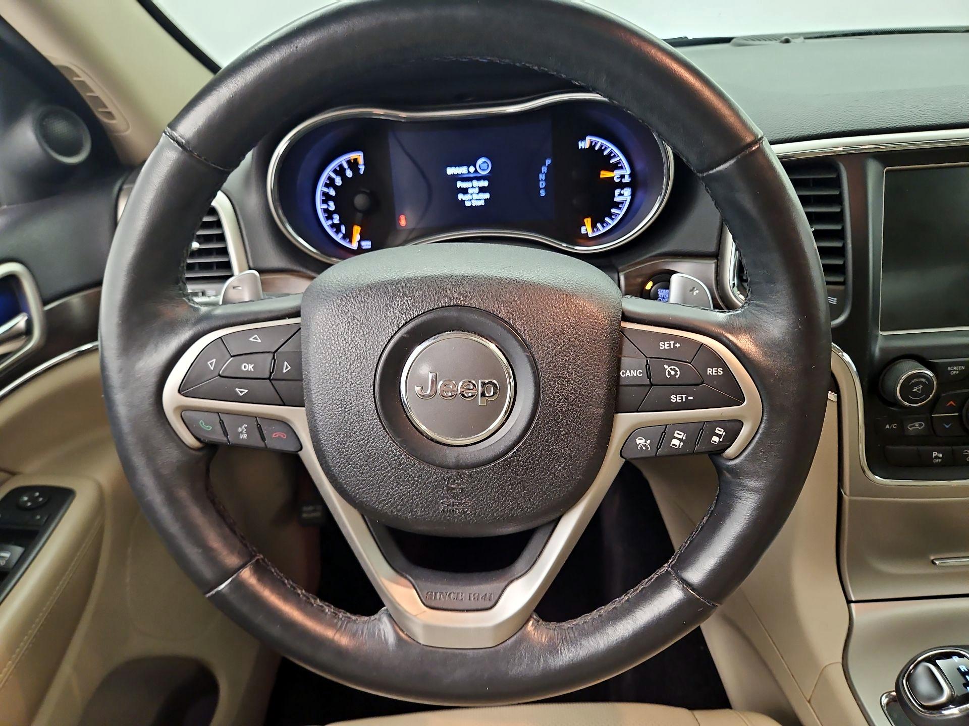 Thumbnail: 2015 Jeep Grand Cherokee - 10