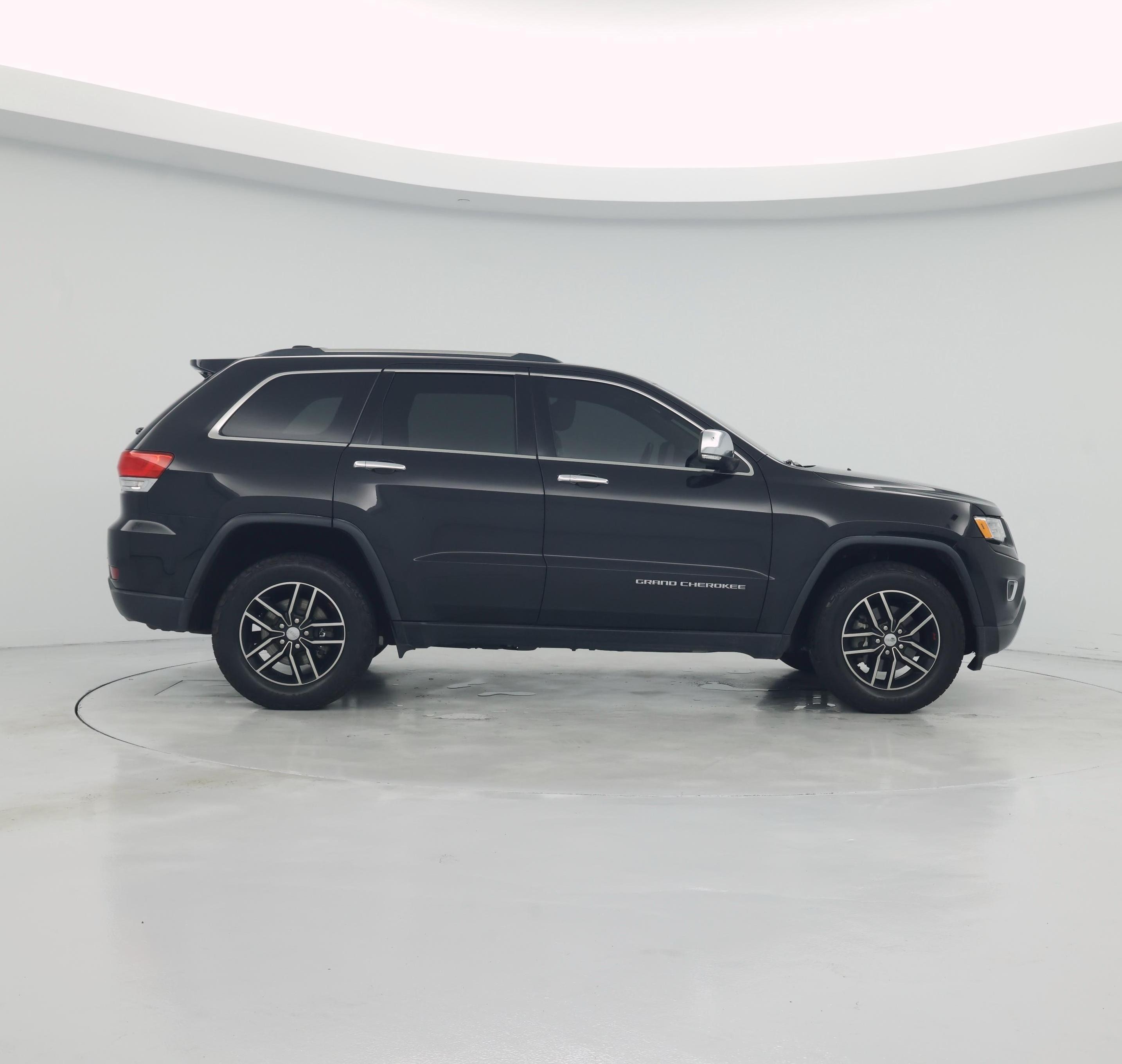 Thumbnail: 2015 Jeep Grand Cherokee - 7