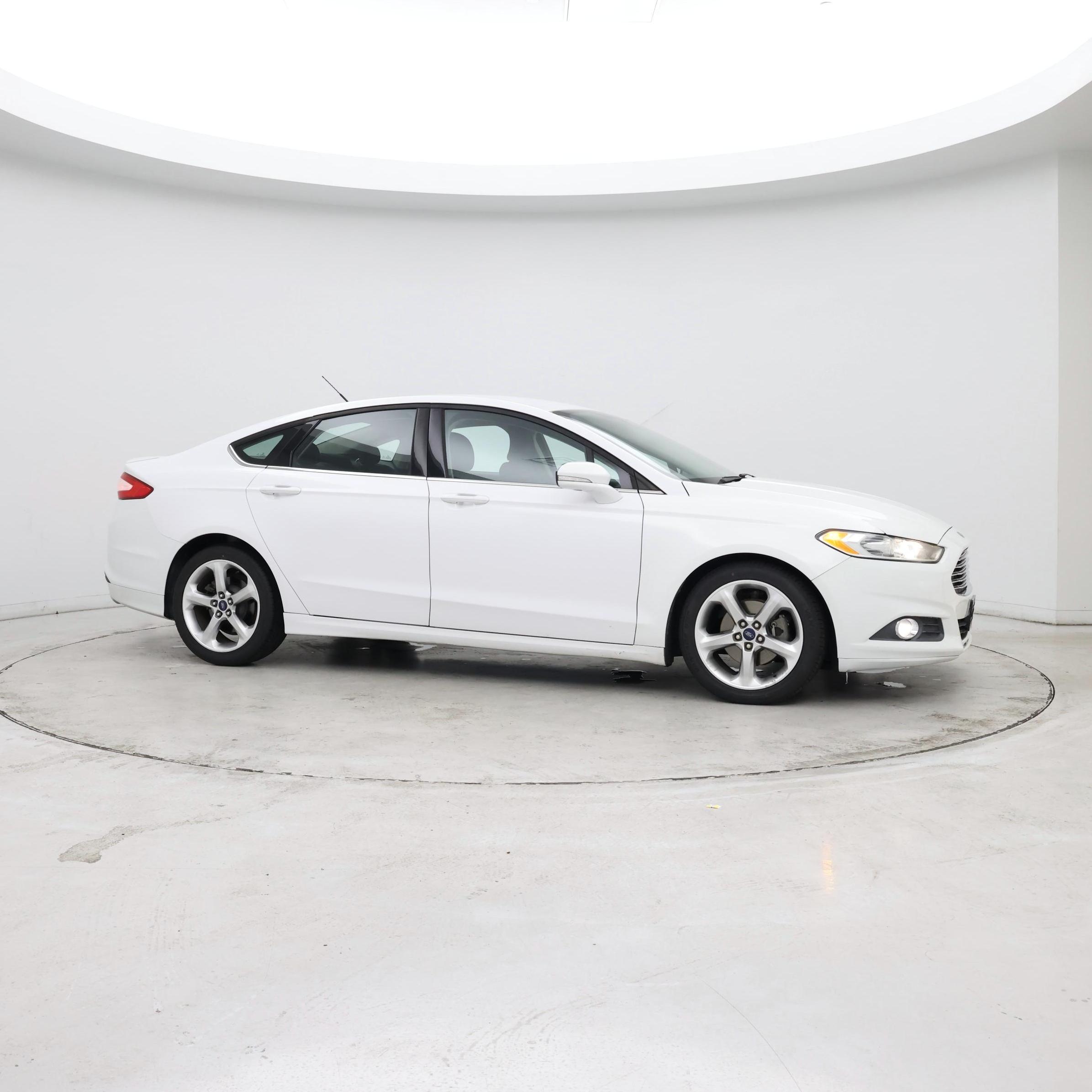 Thumbnail: 2016 Ford Fusion - 7
