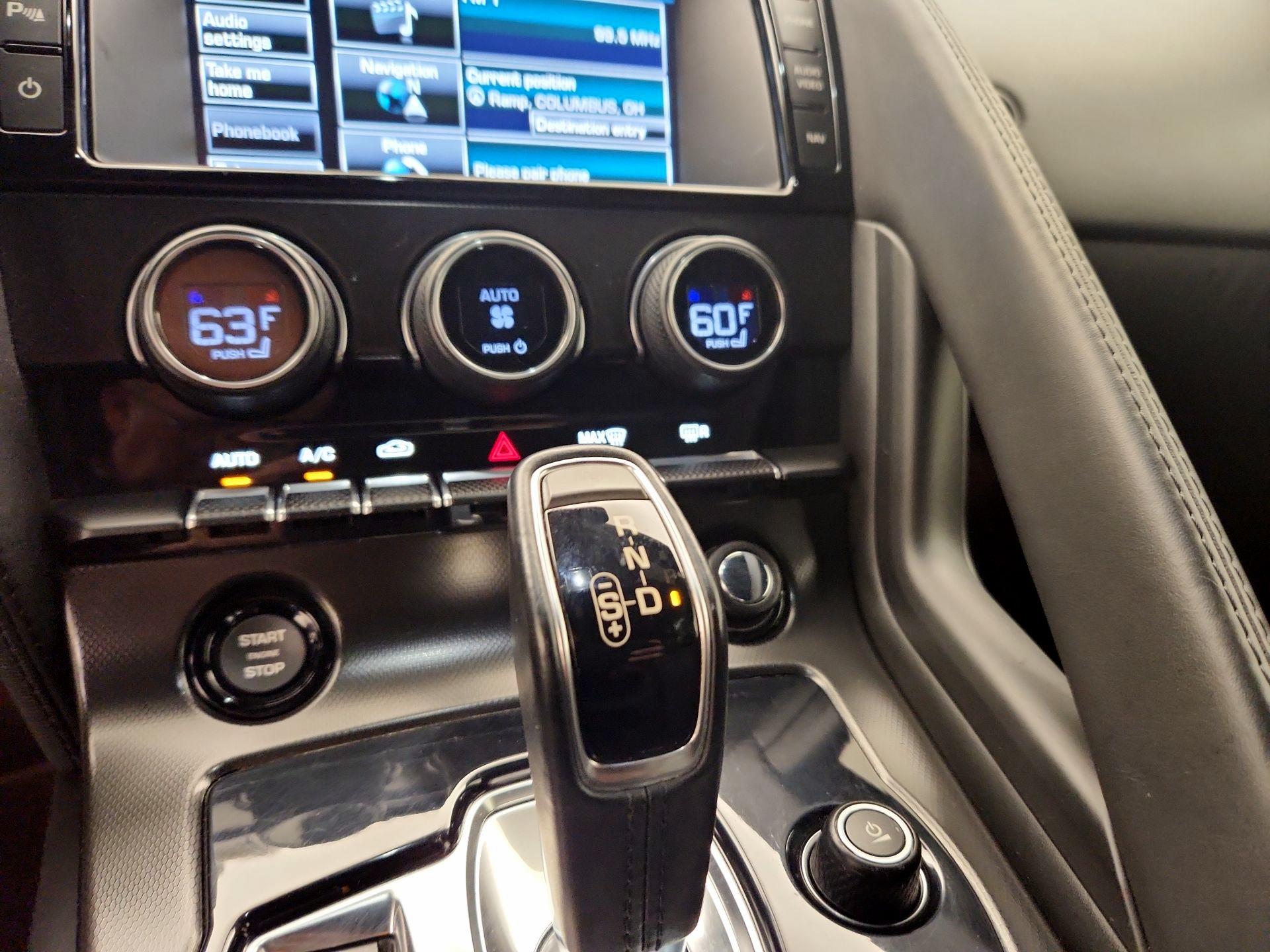 Thumbnail: 2015 Jaguar F-Type - 17