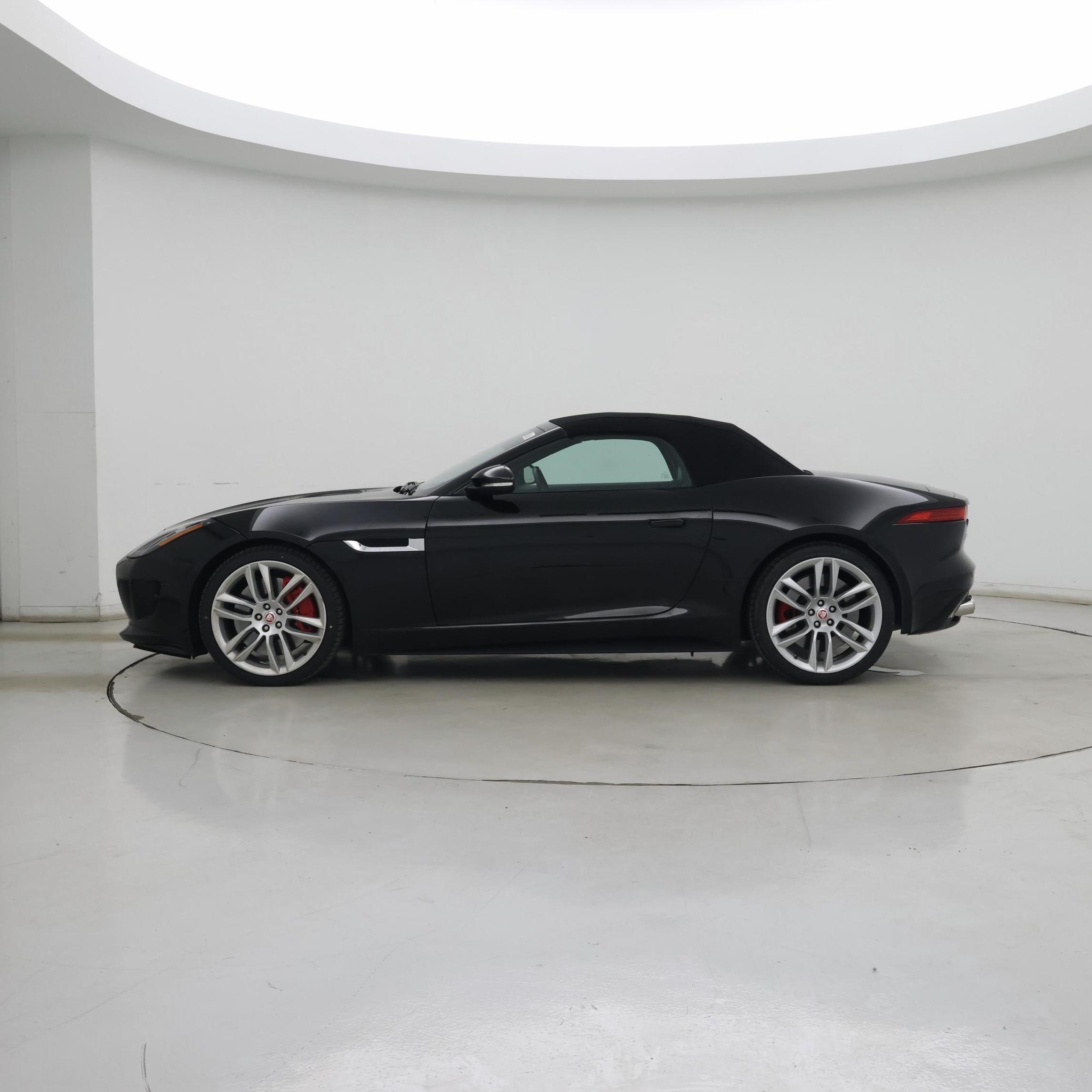 Thumbnail: 2015 Jaguar F-Type - 3