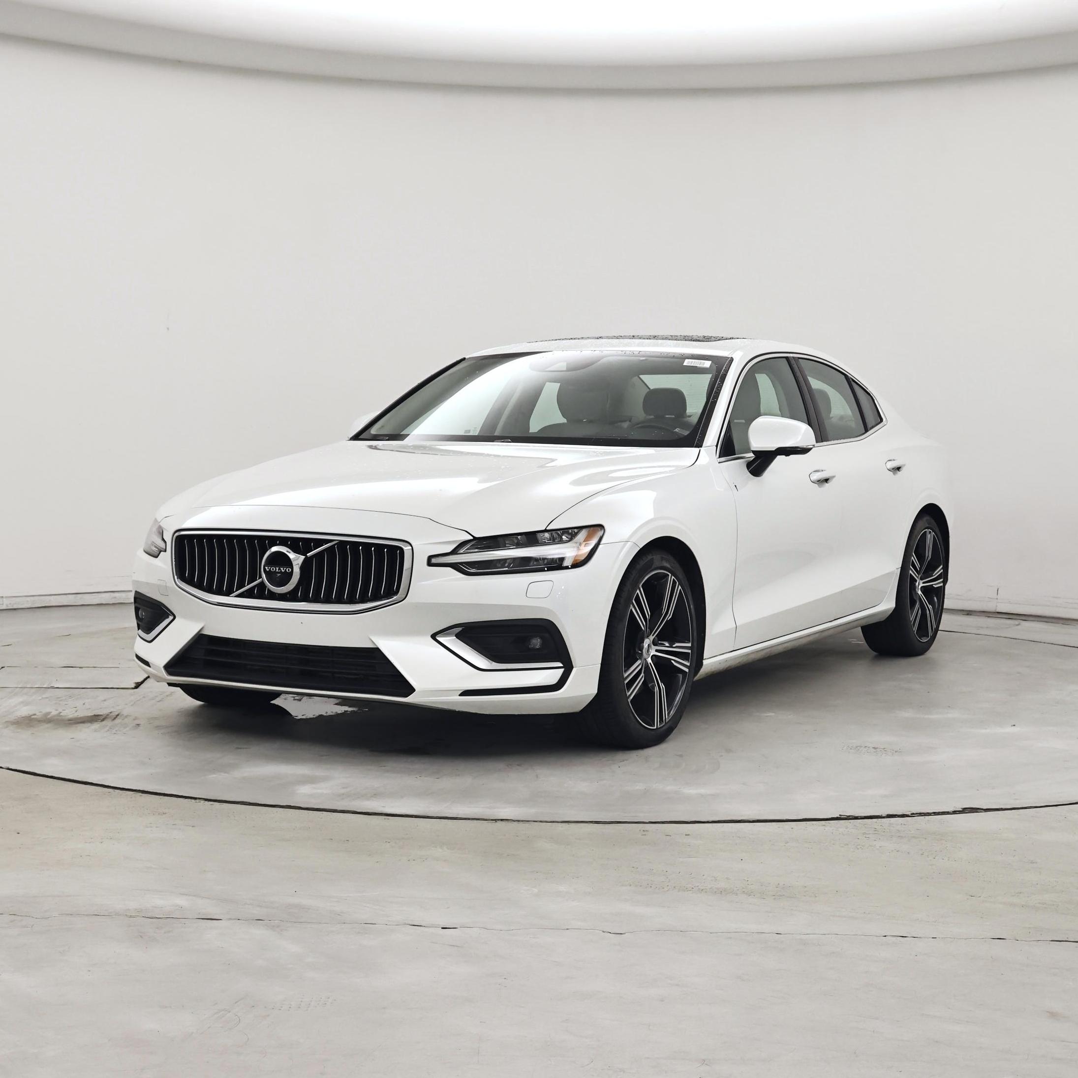 Thumbnail: 2020 Volvo S60 - 4