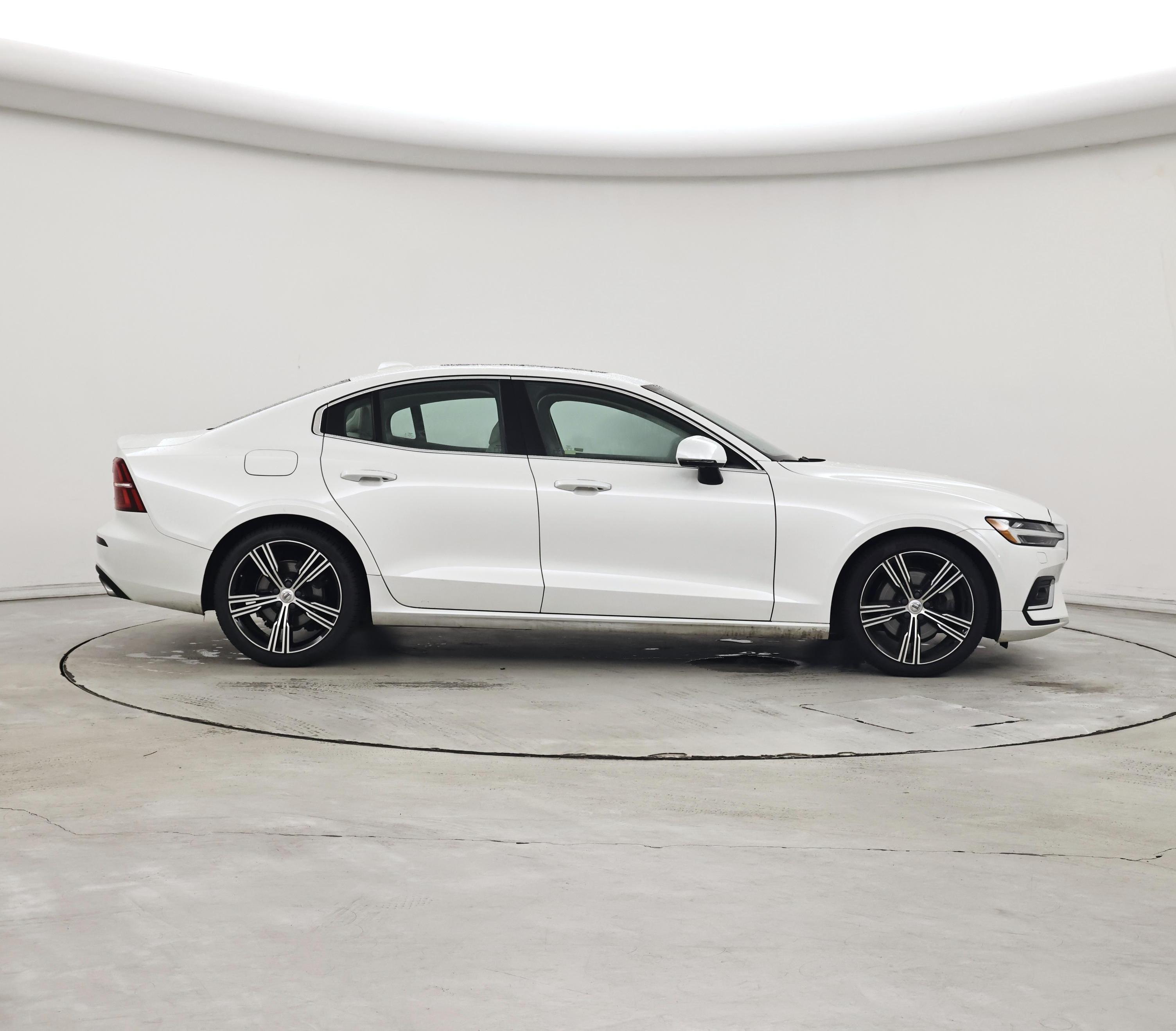 Thumbnail: 2020 Volvo S60 - 7