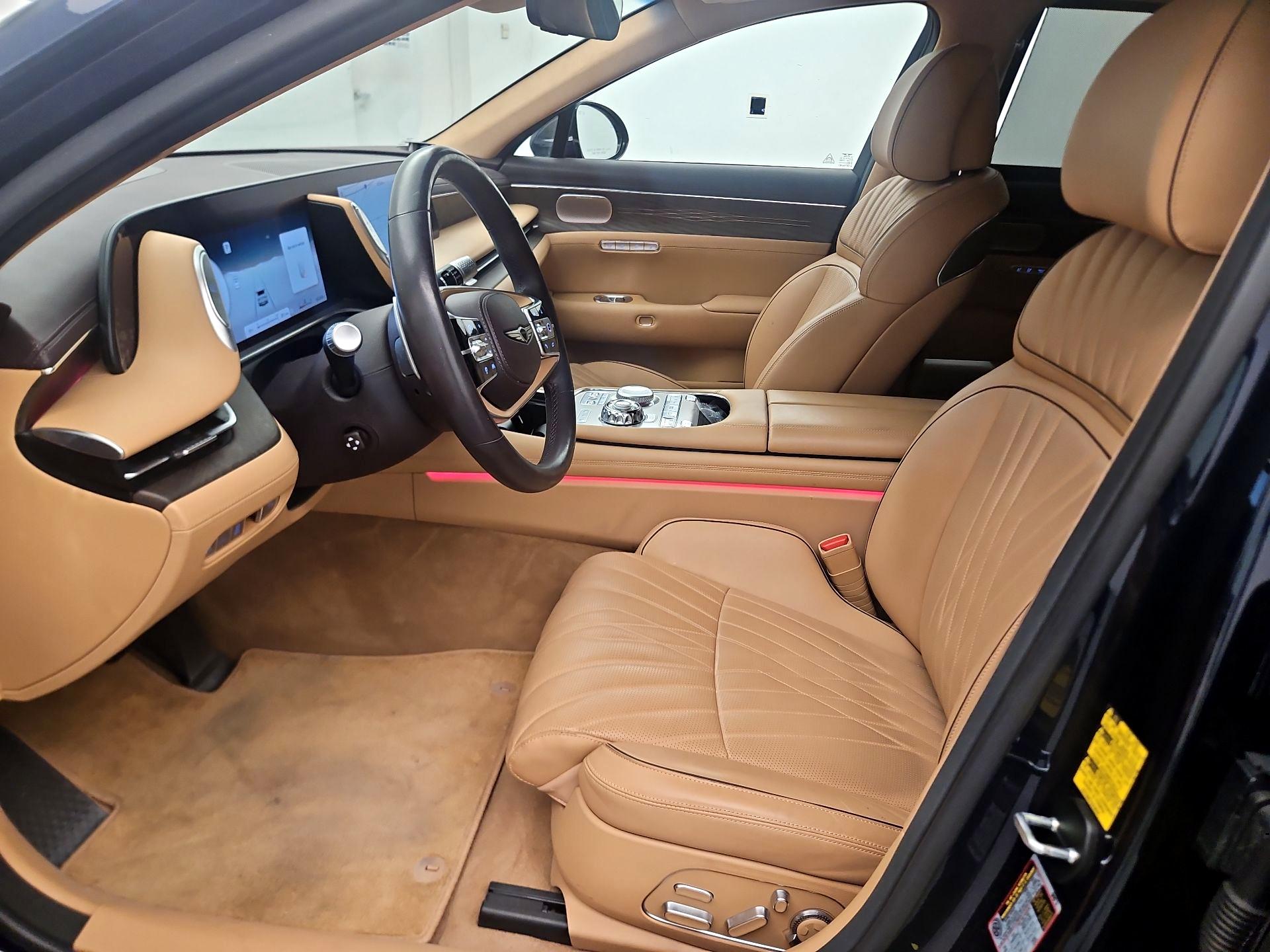 Thumbnail: 2023 Genesis G90 - 9