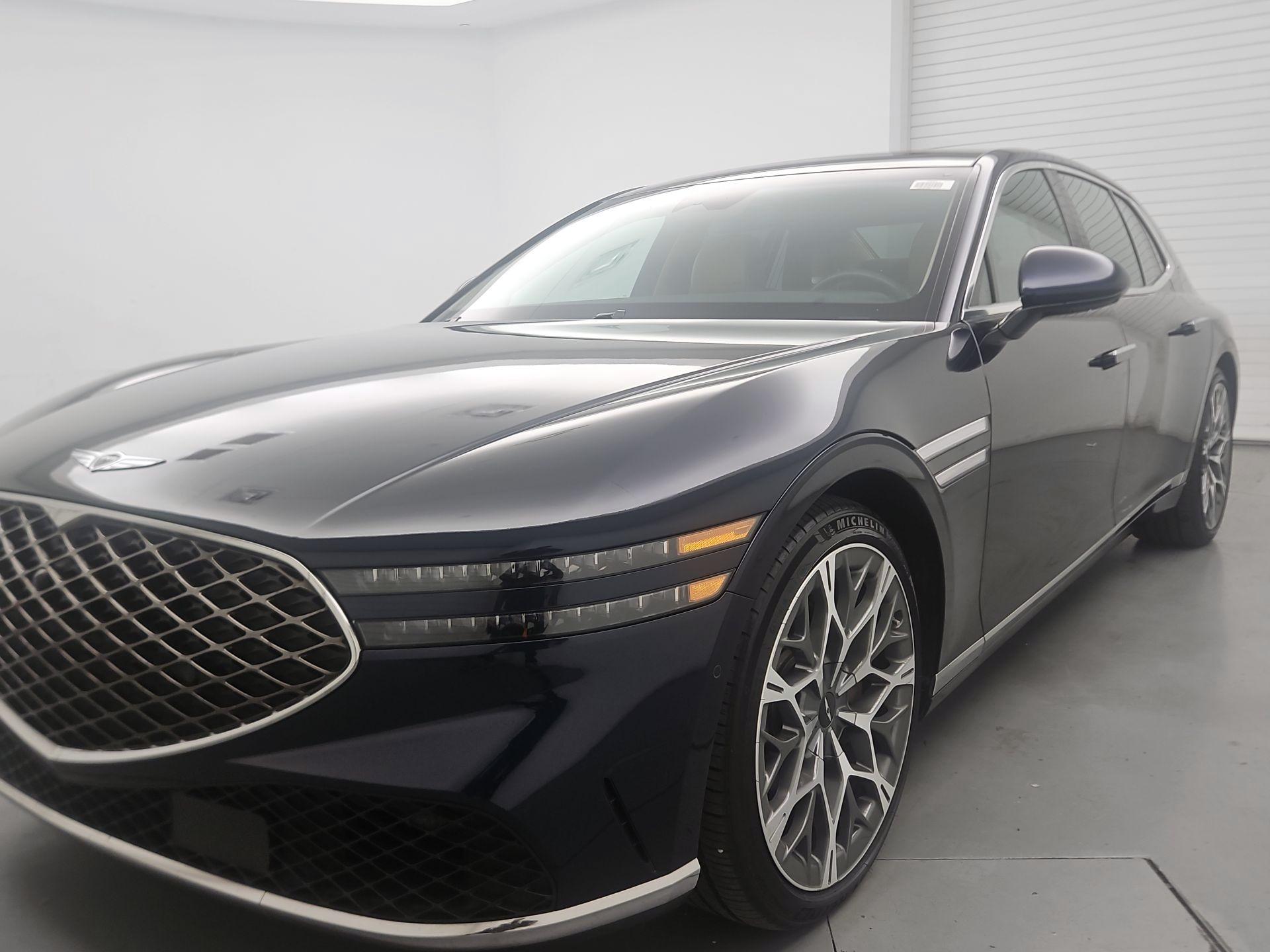 Thumbnail: 2023 Genesis G90 - 3