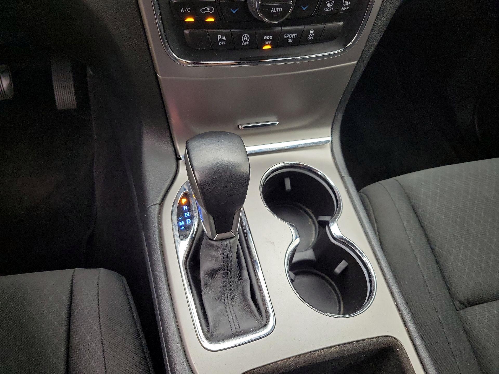 Thumbnail: 2018 Jeep Grand Cherokee - 18