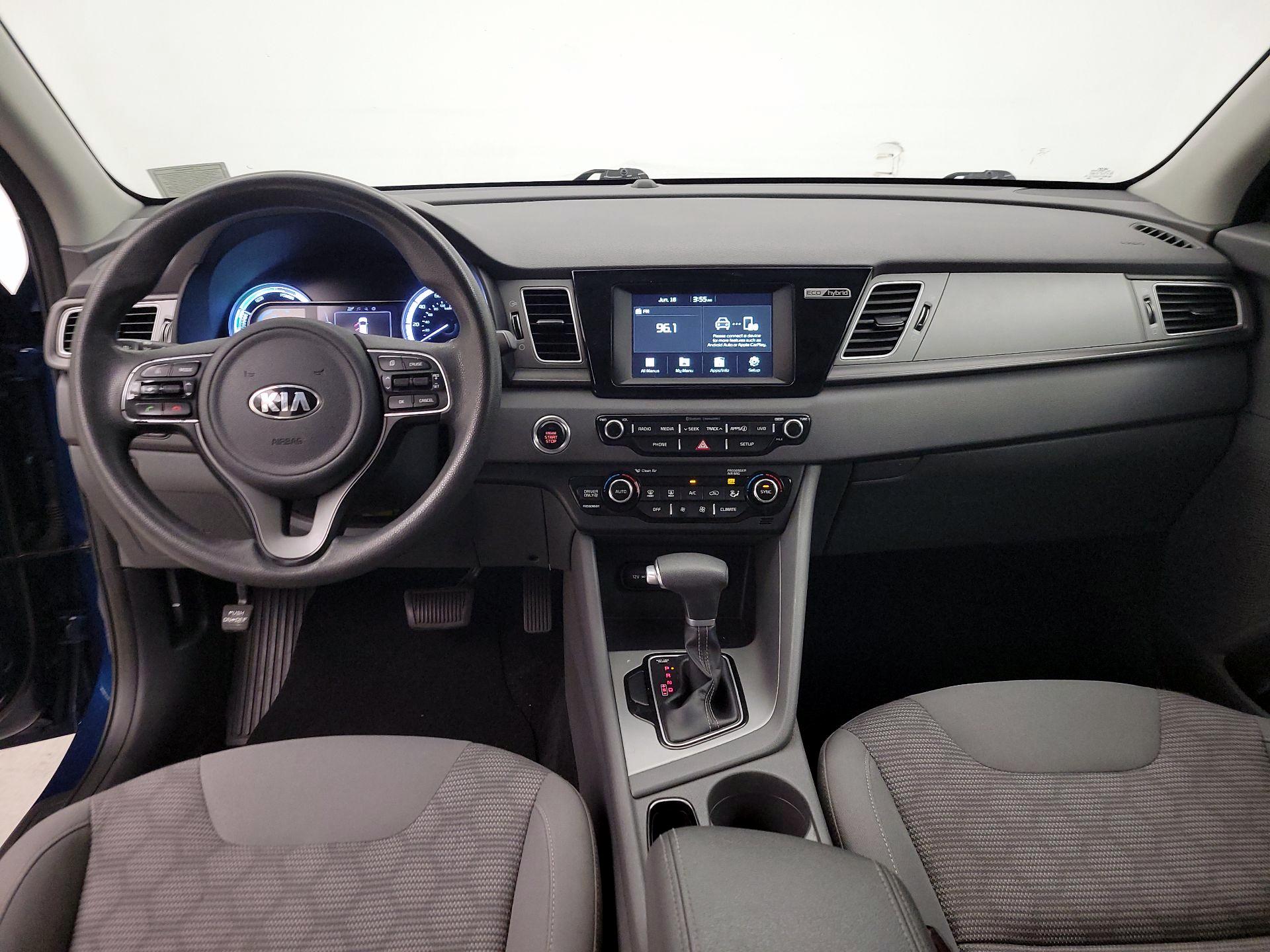 Thumbnail: 2018 Kia Niro - 9