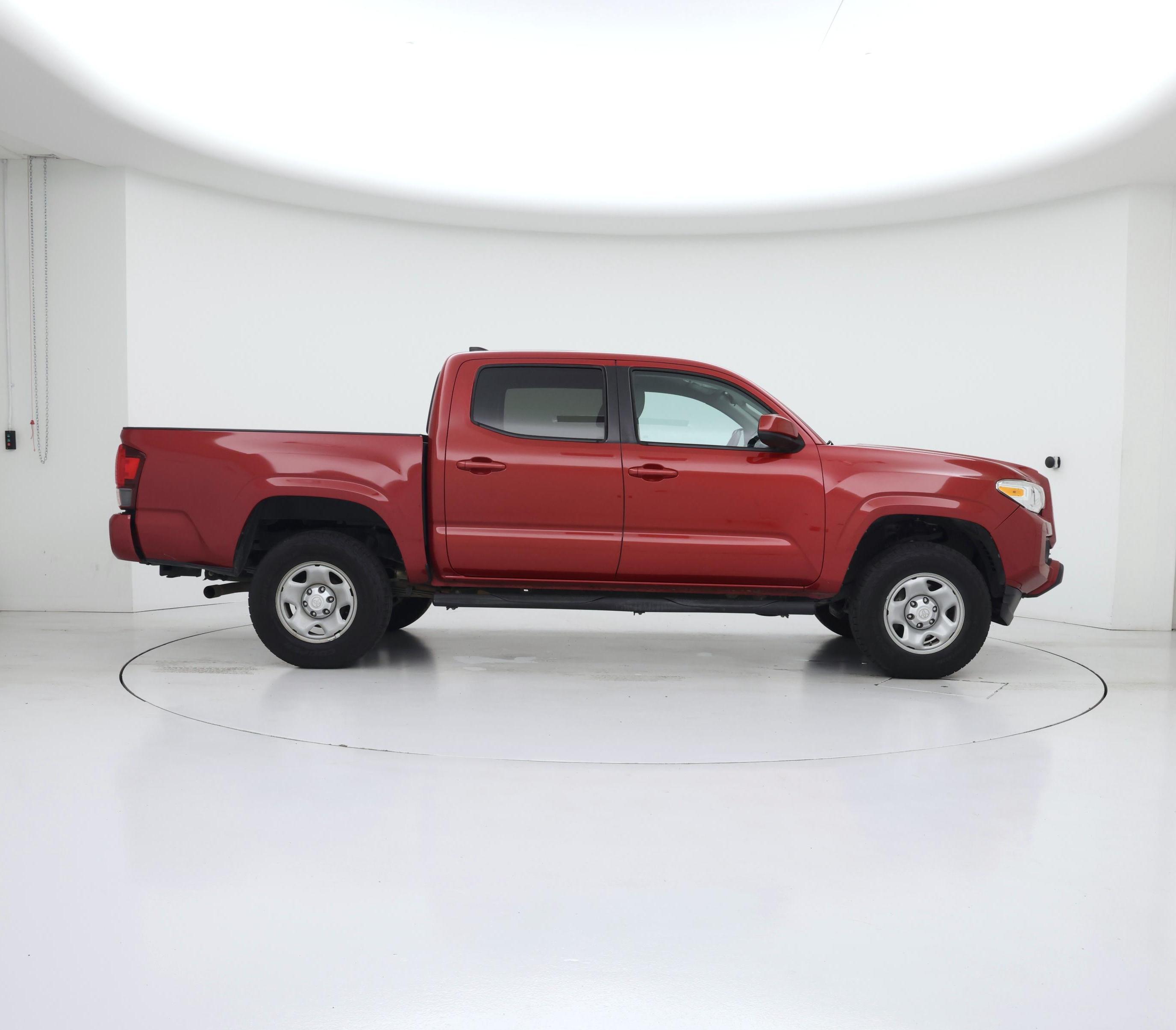 Thumbnail: 2019 Toyota Tacoma - 7