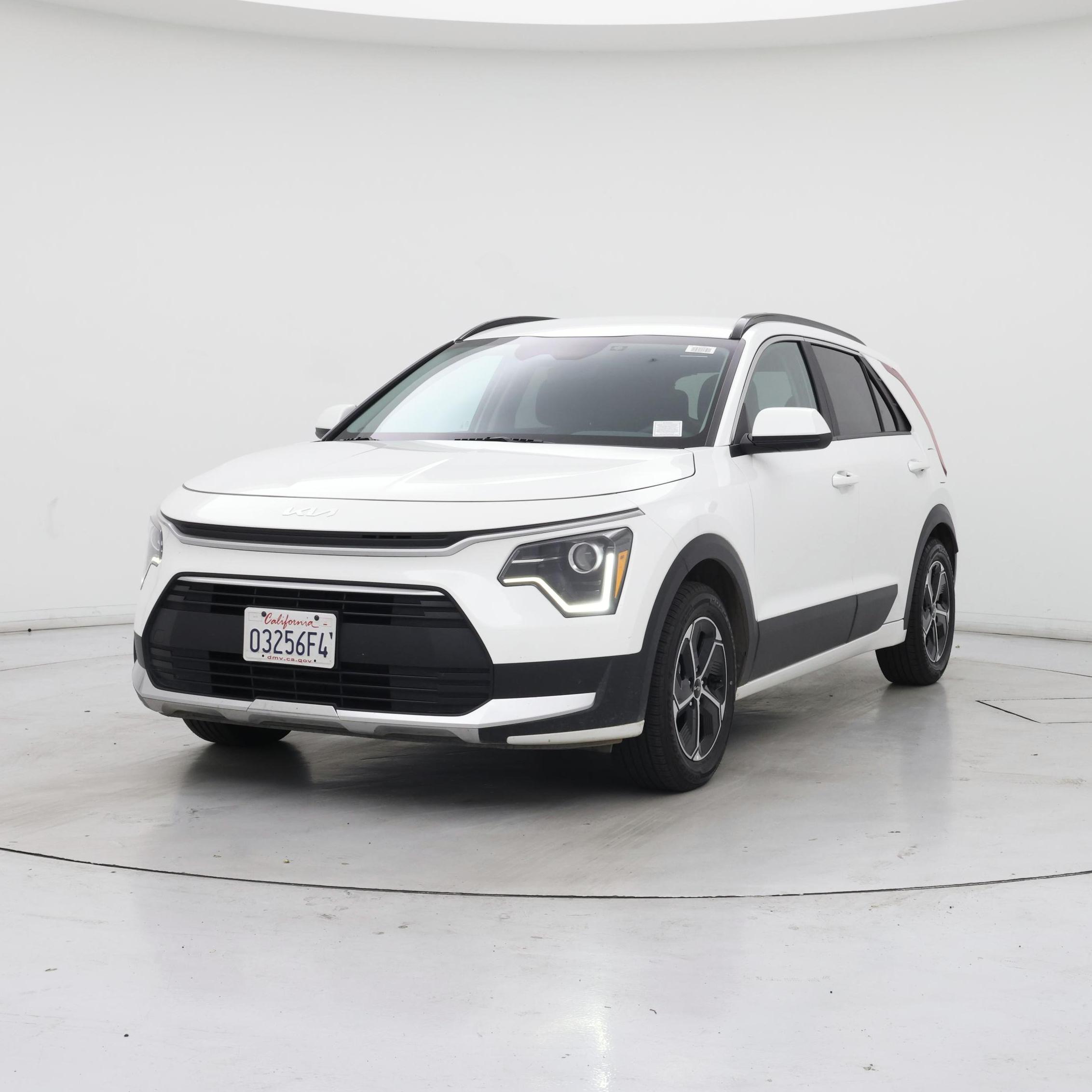 Thumbnail: 2025 Kia Niro - 4