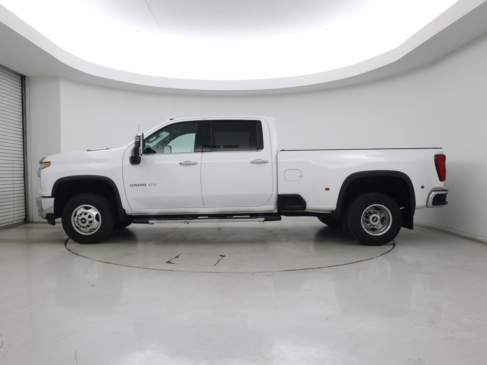 2021 Chevrolet Silverado 3500HD LTZ - Photo 4