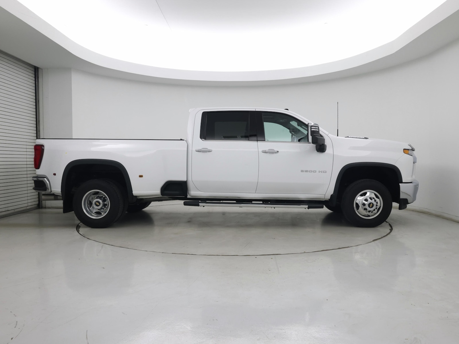 2021 Chevrolet Silverado 3500HD LTZ - Photo 8