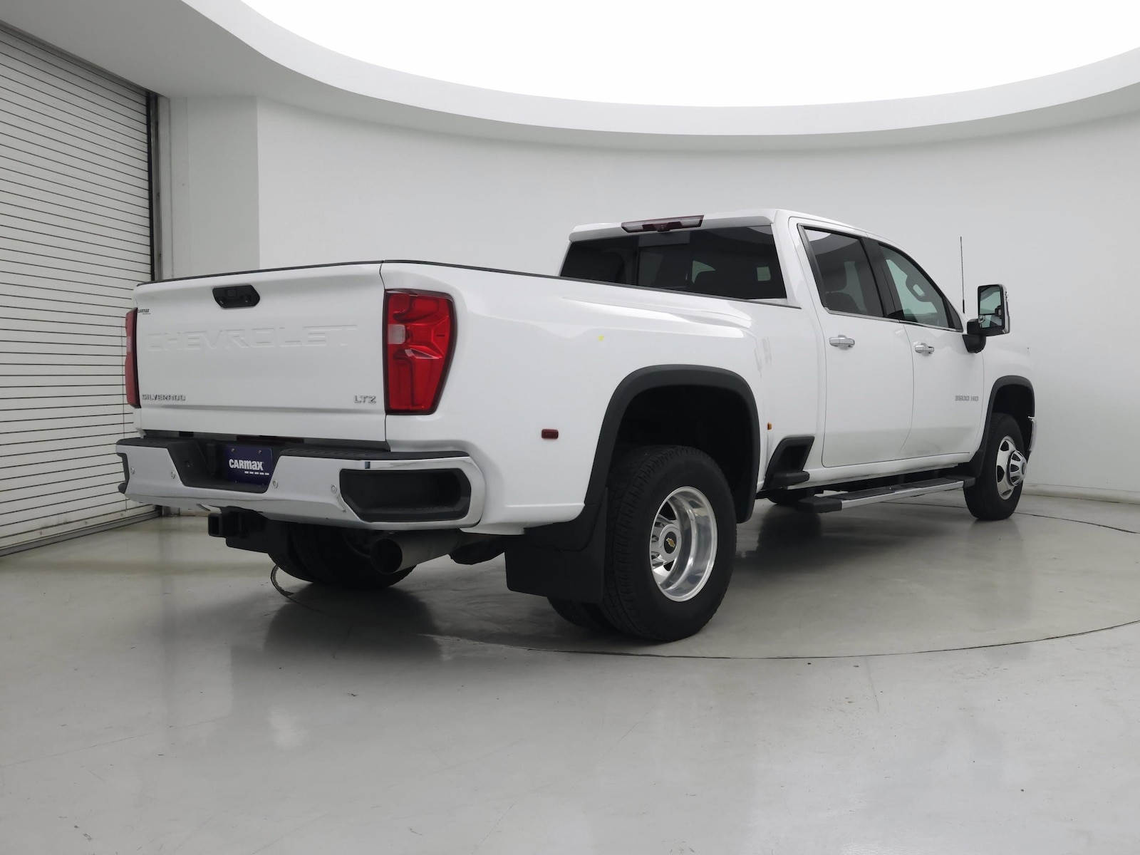 2021 Chevrolet Silverado 3500HD LTZ - Photo 9