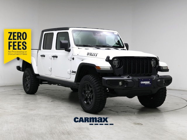 White 2021 Jeep Gladiator Pickup Truck Four-Wheel Drive Automatic