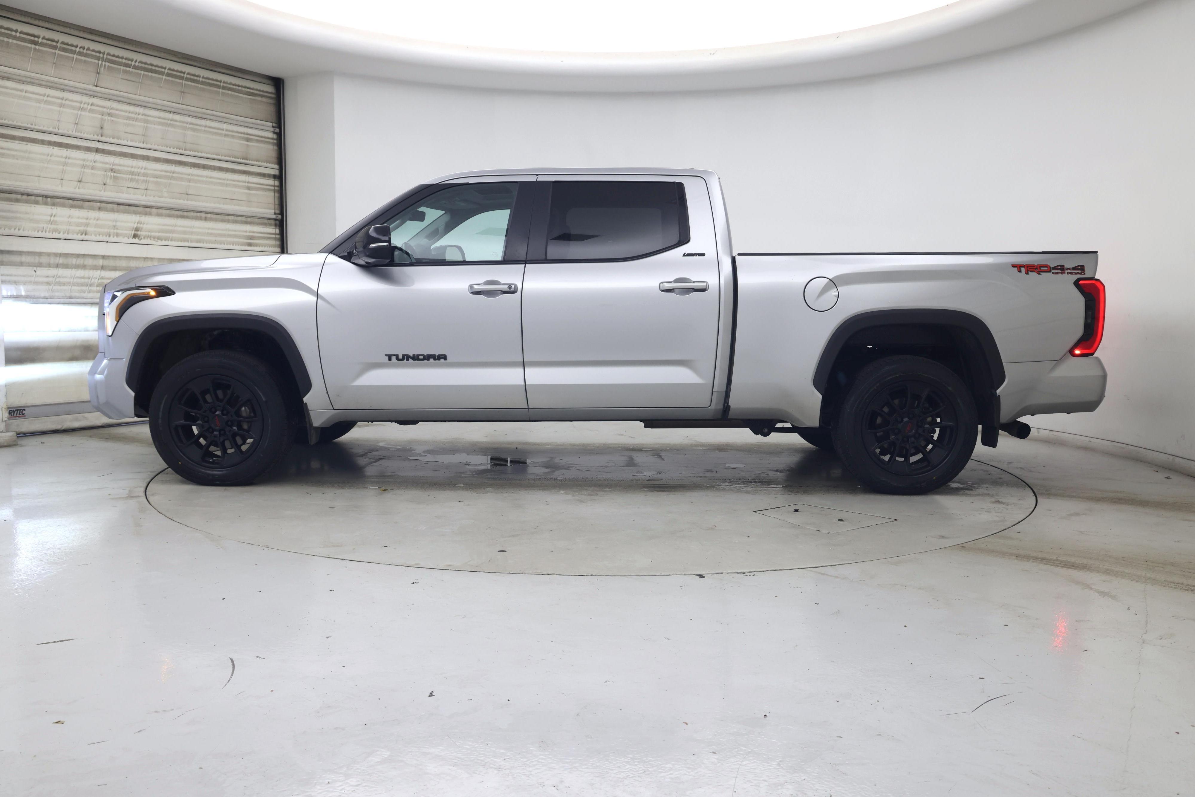 Thumbnail: 2024 Toyota Tundra - 3