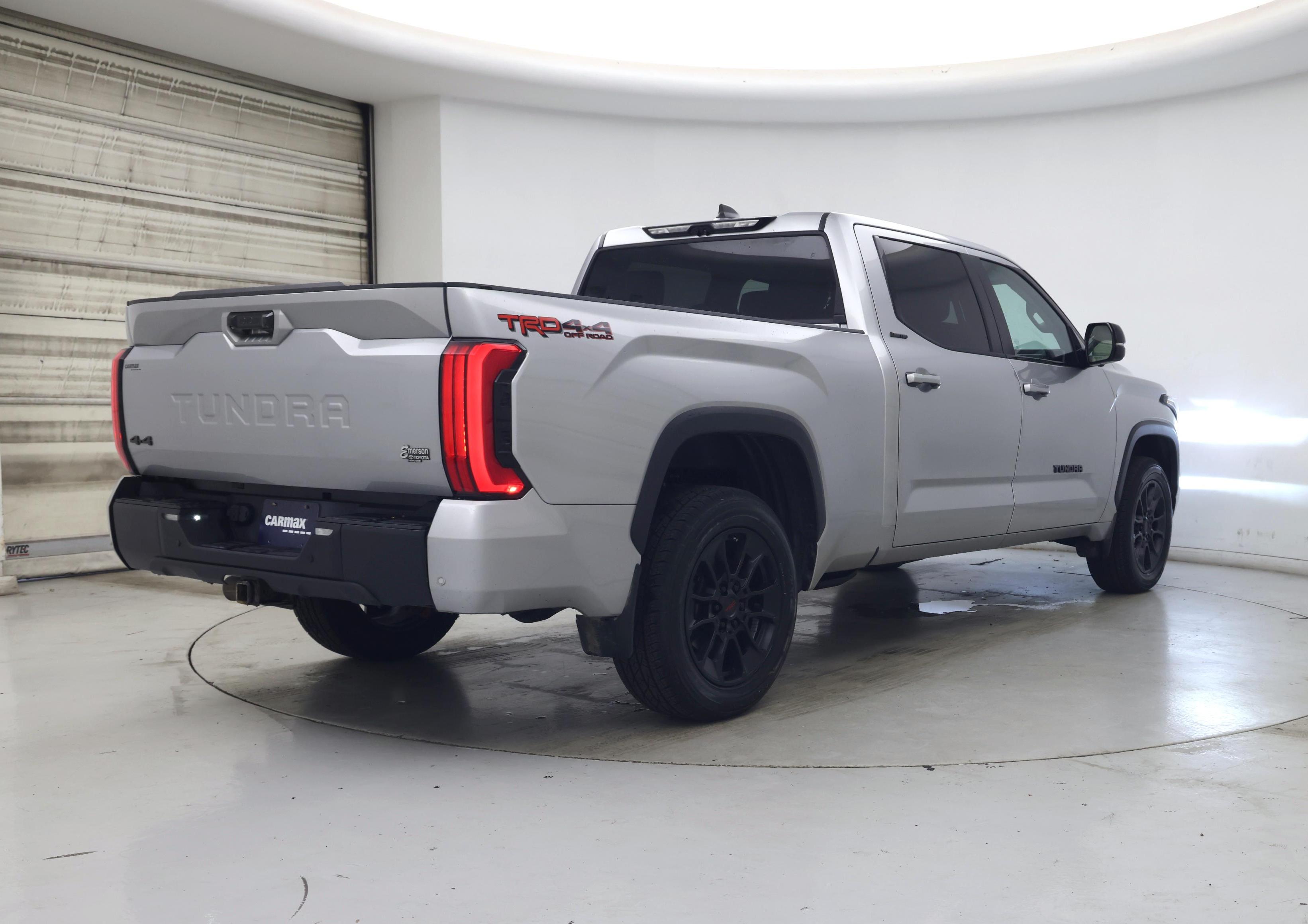 Thumbnail: 2024 Toyota Tundra - 8