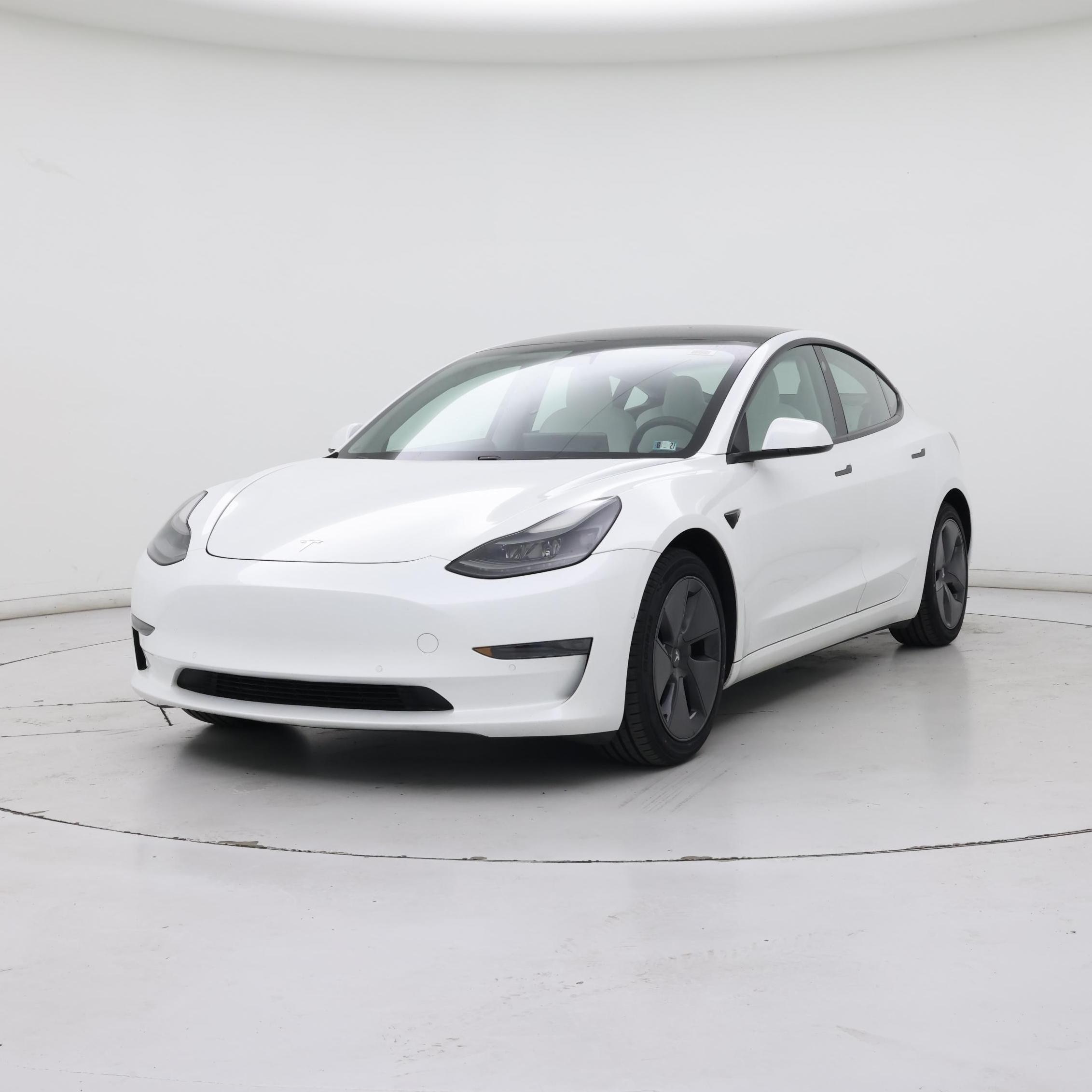 Thumbnail: 2021 Tesla Model 3 - 4
