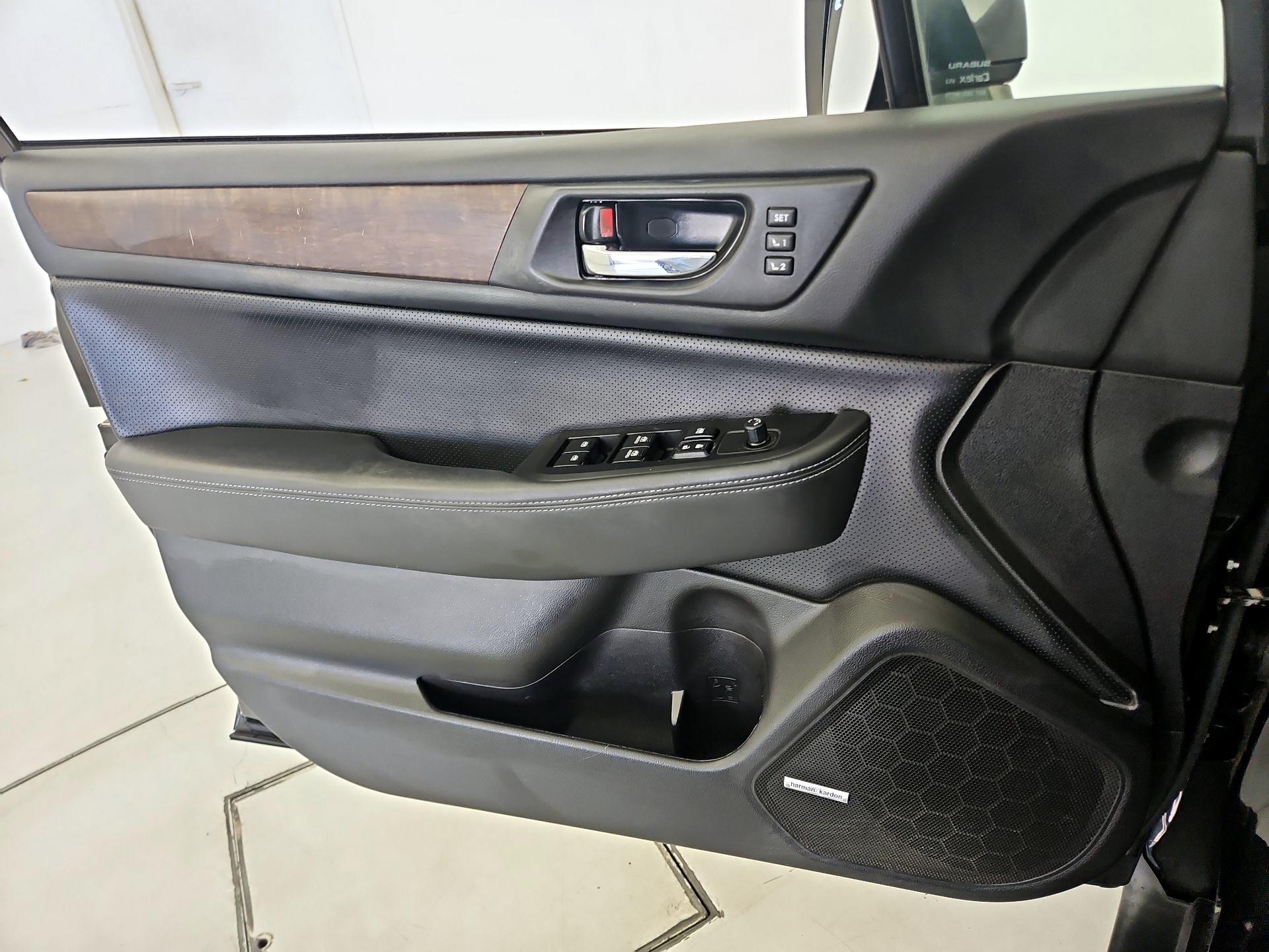 Thumbnail: 2016 Subaru Outback - 12