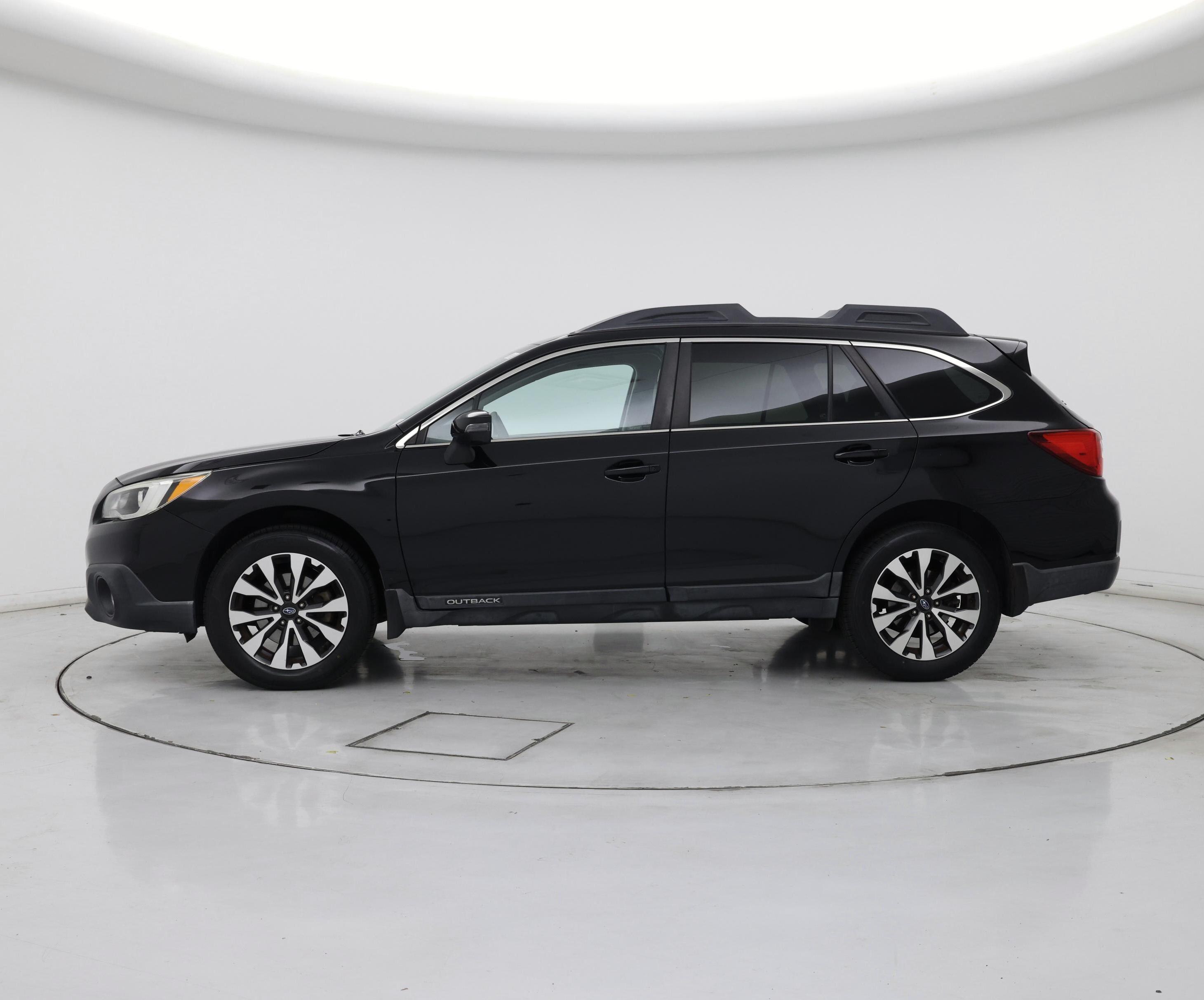 Thumbnail: 2016 Subaru Outback - 3