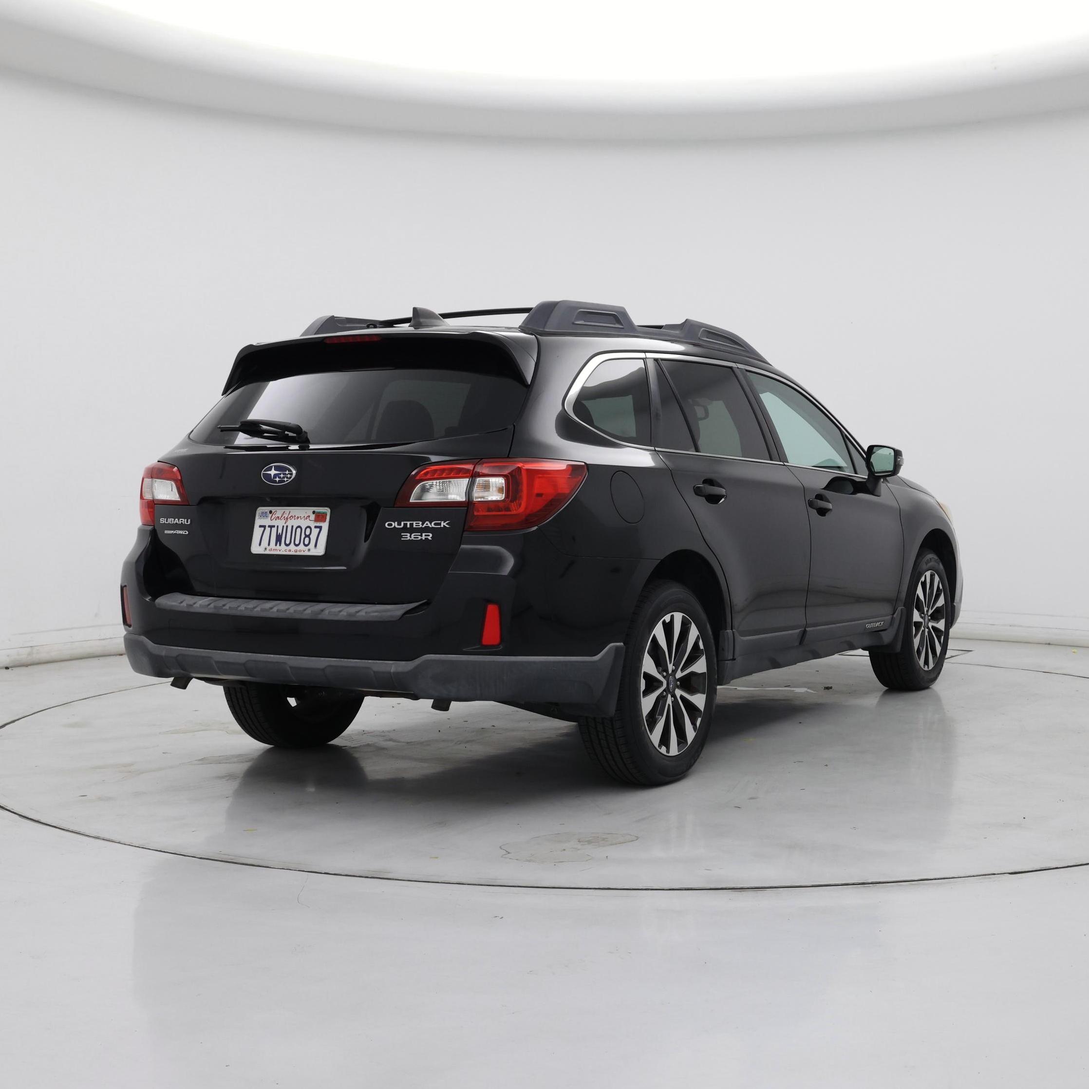 Thumbnail: 2016 Subaru Outback - 8