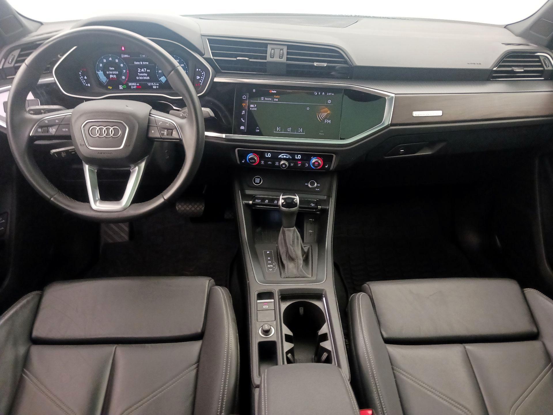 Thumbnail: 2024 Audi Q3 - 9
