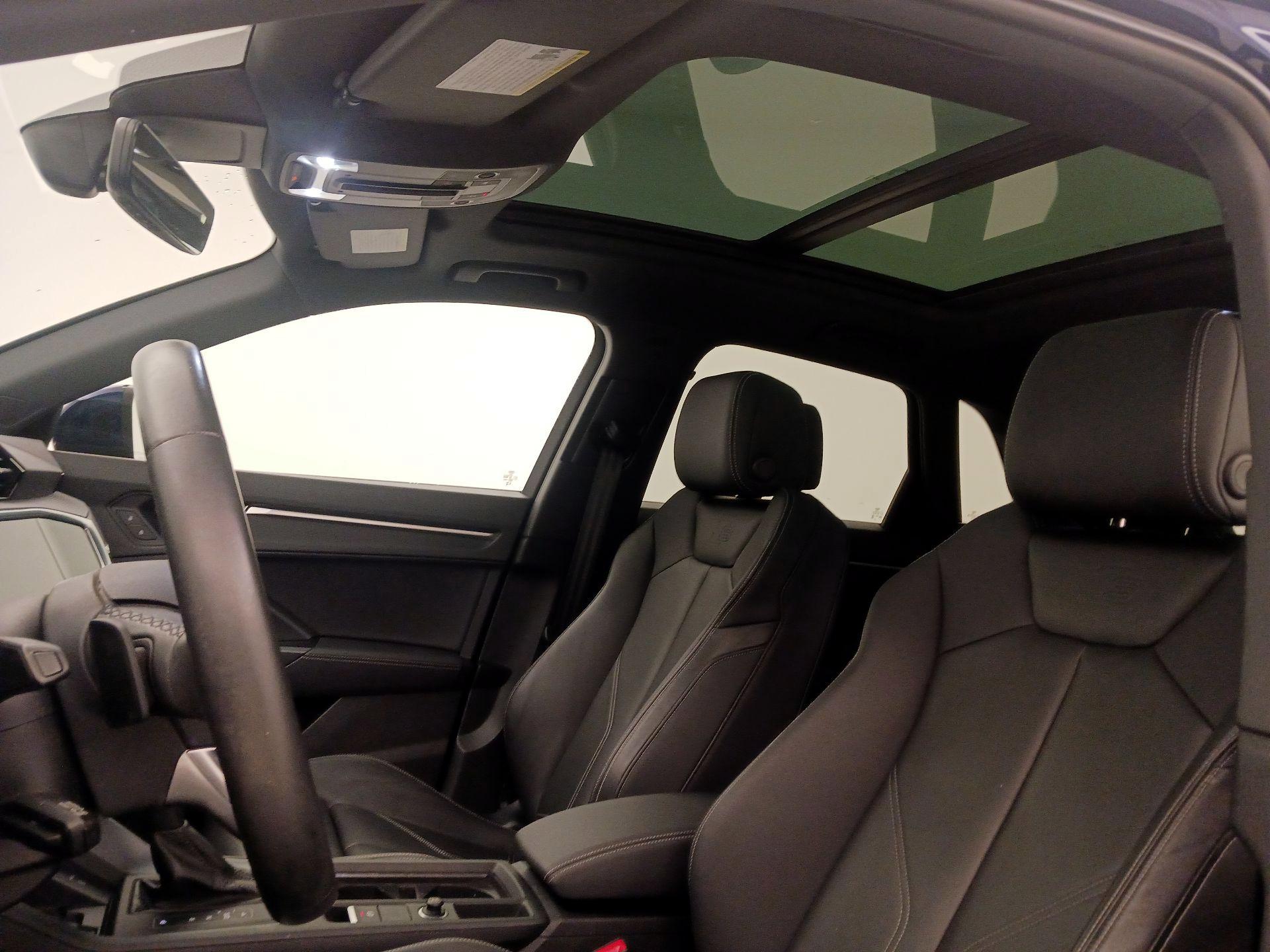 Thumbnail: 2024 Audi Q3 - 19