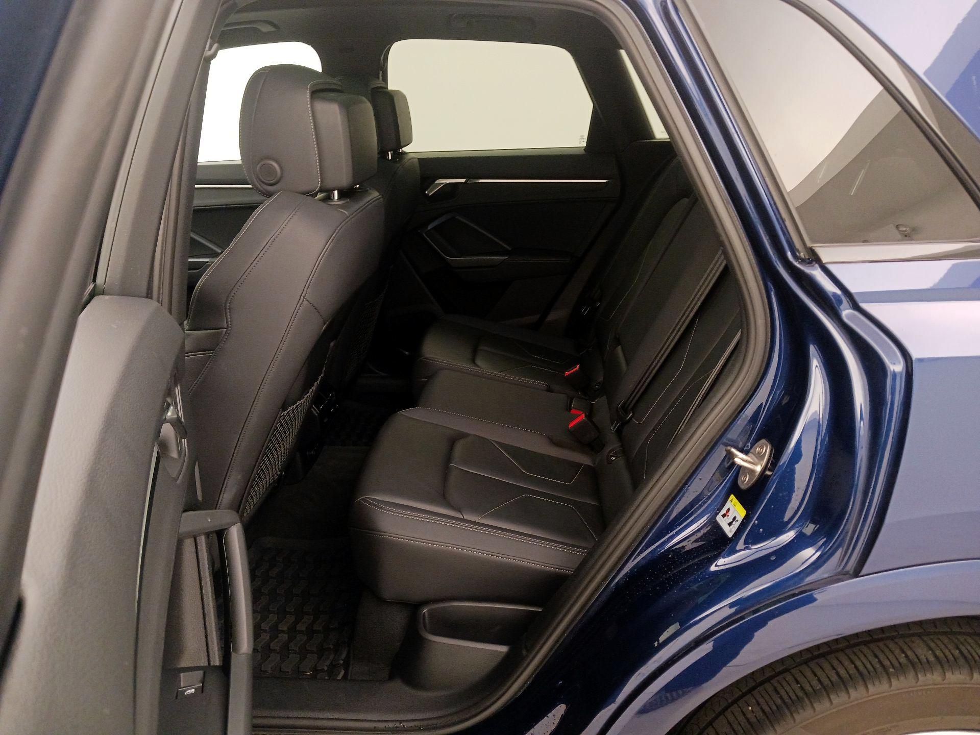 Thumbnail: 2024 Audi Q3 - 20