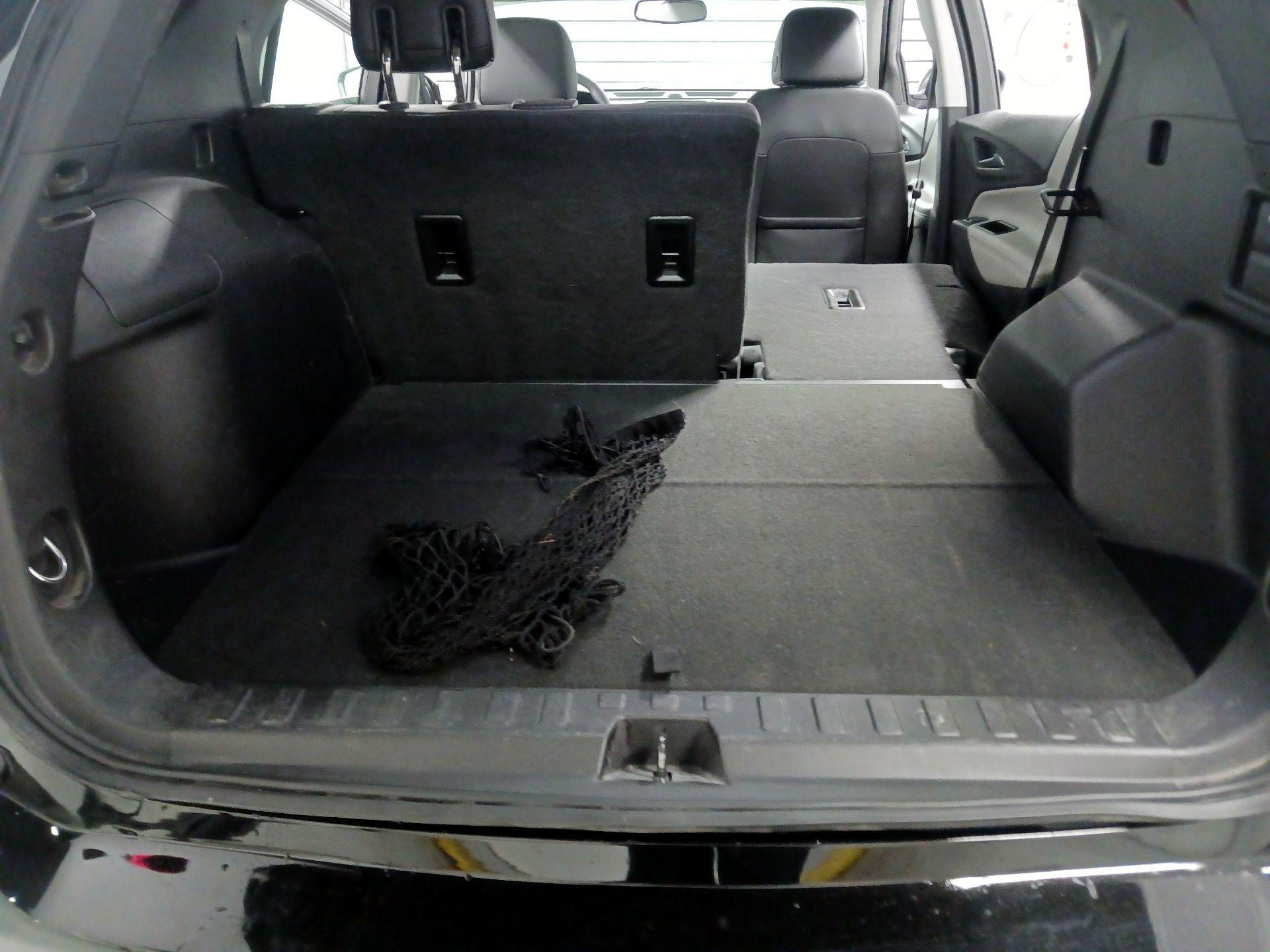 Thumbnail: 2018 Chevrolet Equinox - 16