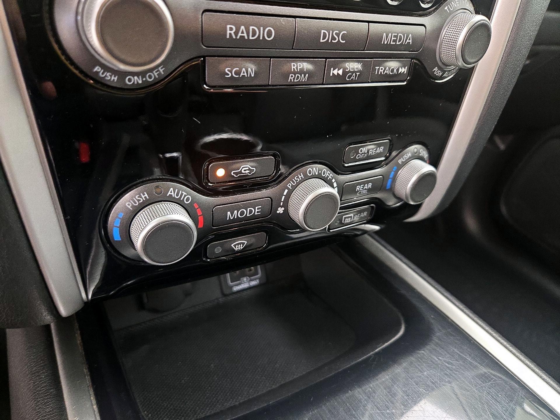 Thumbnail: 2020 Nissan Pathfinder - 16