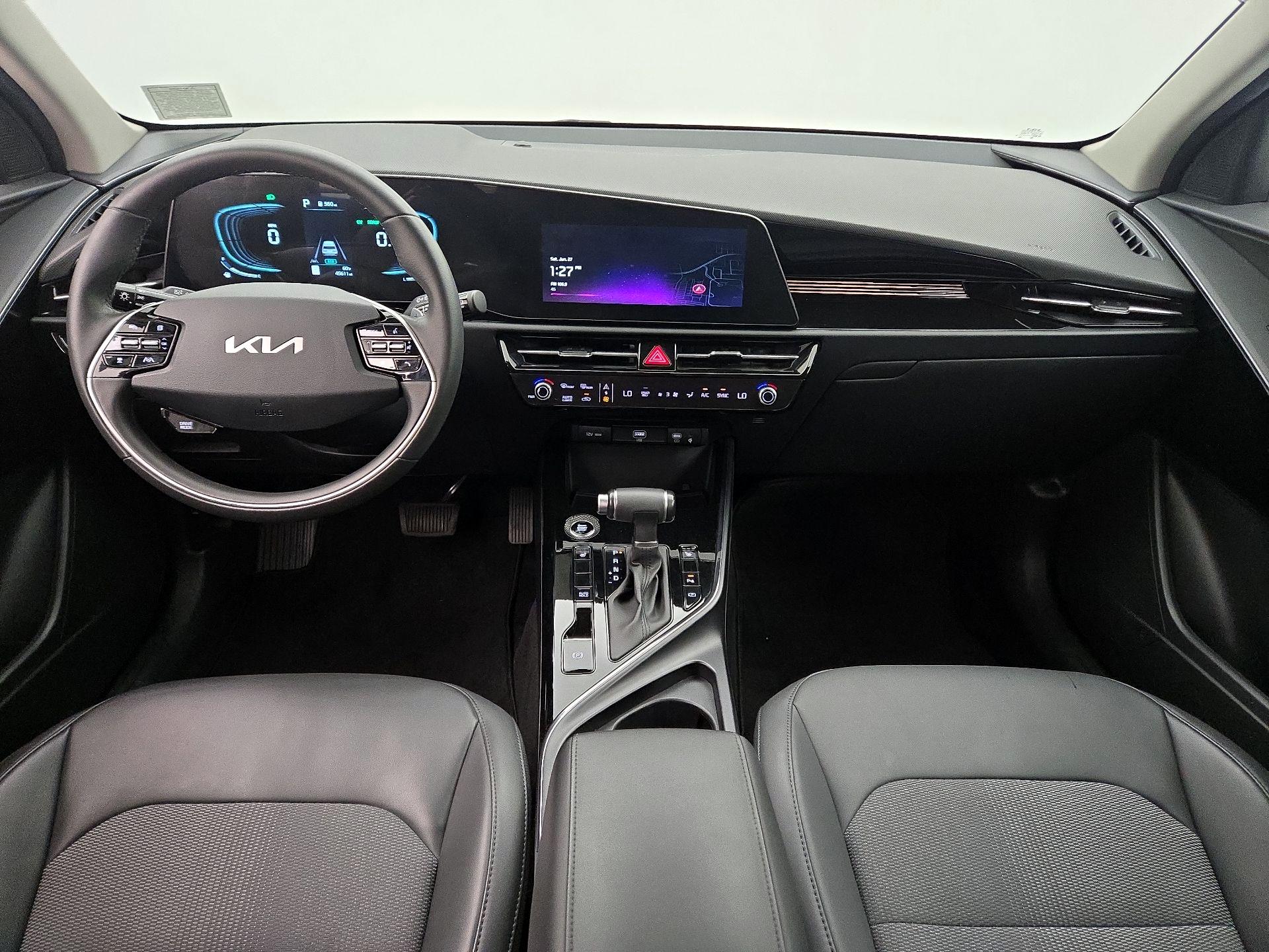 Thumbnail: 2025 Kia Niro - 9