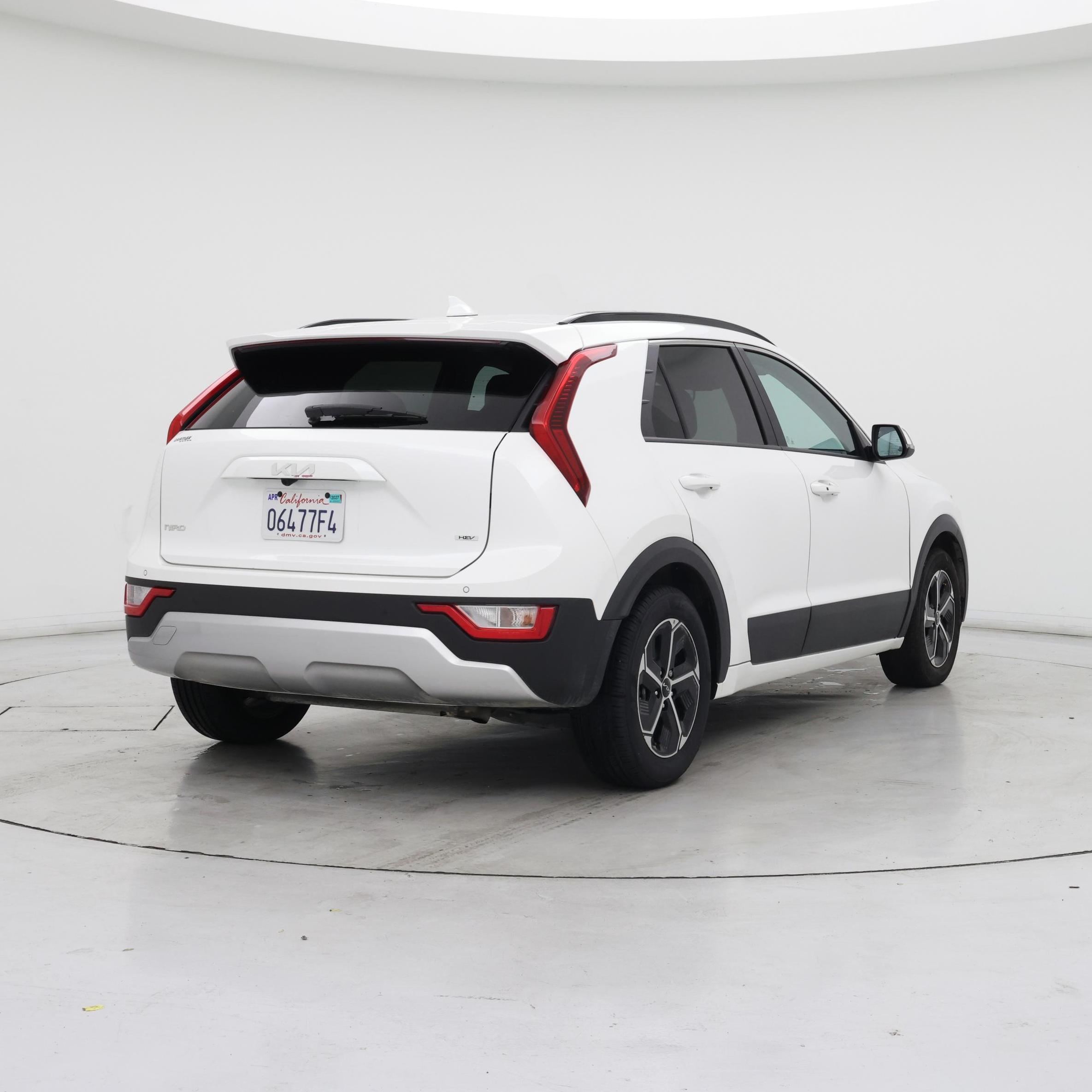 Thumbnail: 2025 Kia Niro - 8