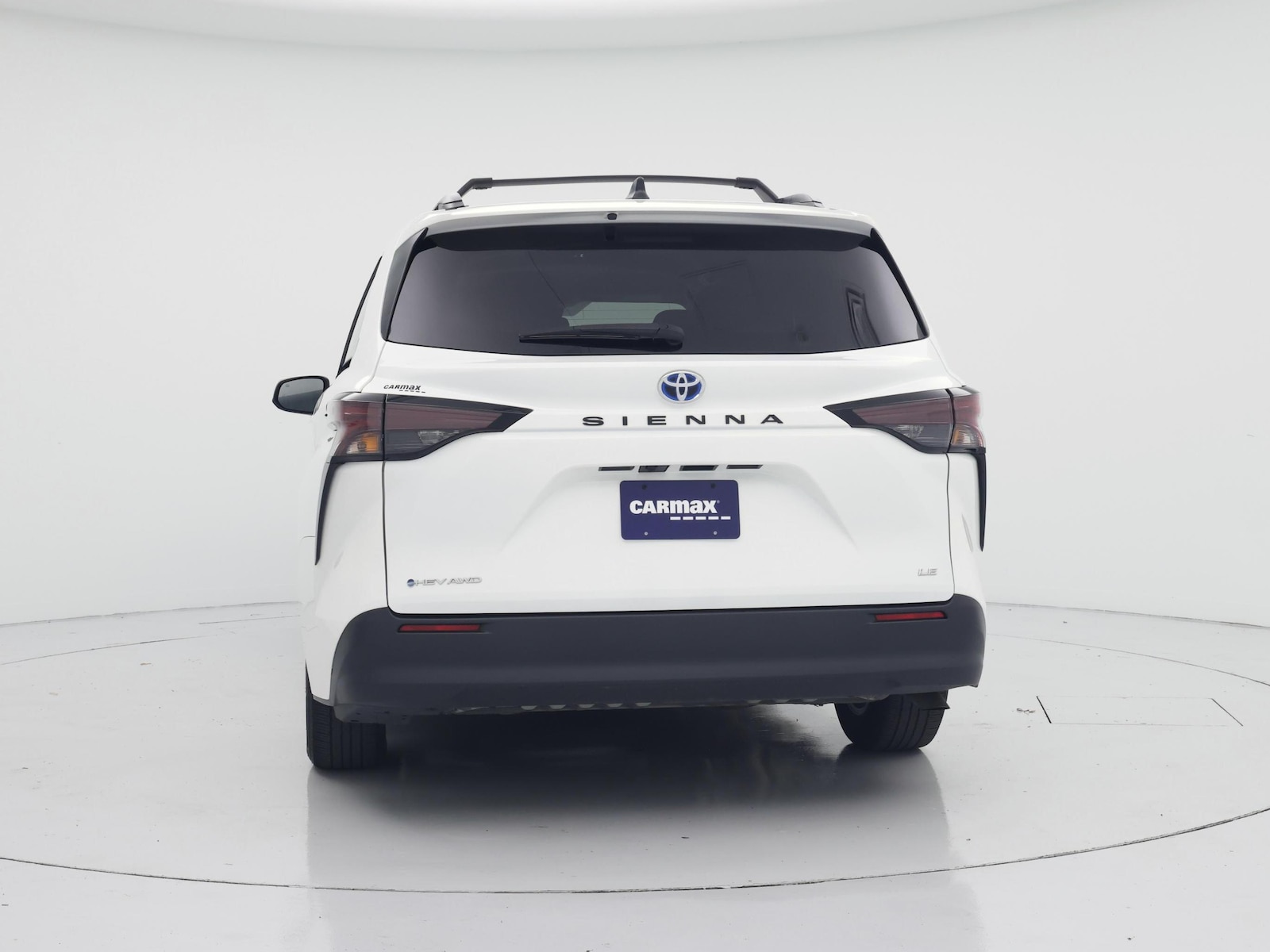 2025 Toyota Sienna LE - Photo 7