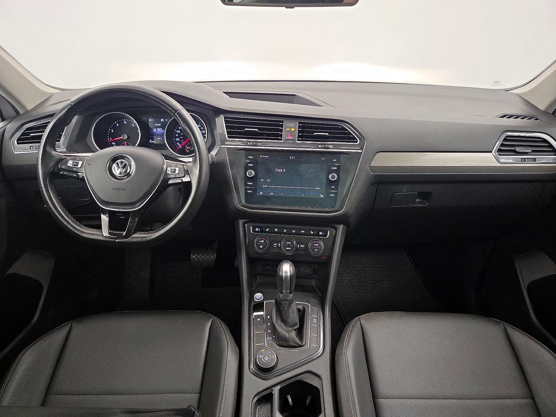 Thumbnail: 2019 Volkswagen Tiguan - 9