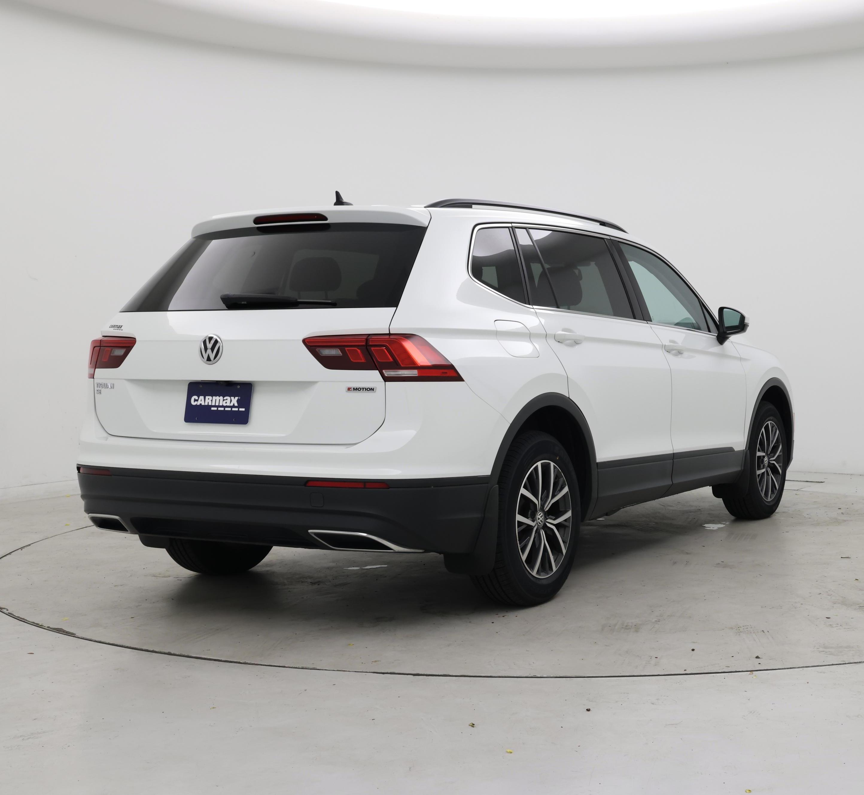 Thumbnail: 2019 Volkswagen Tiguan - 8
