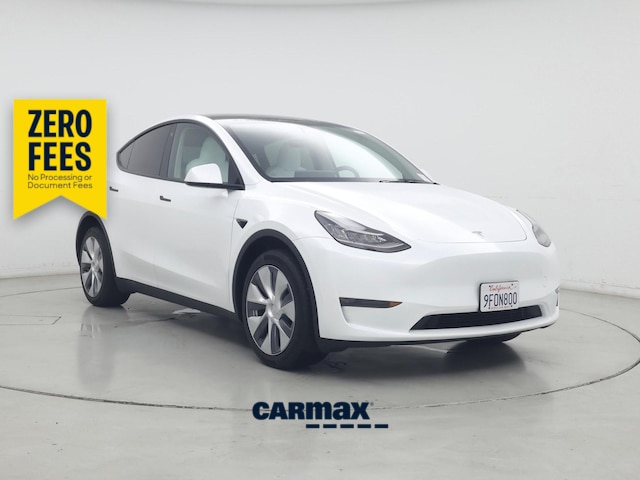 White 2023 Tesla Model Y Long Range AWD SUV / Crossover All-Wheel Drive Automatic