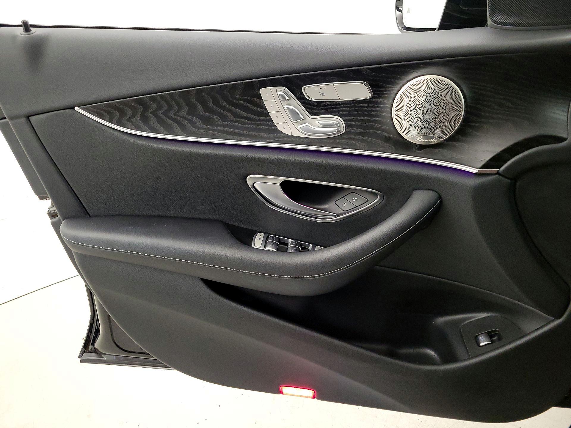 Thumbnail: 2022 Mercedes-Benz E-Class - 12